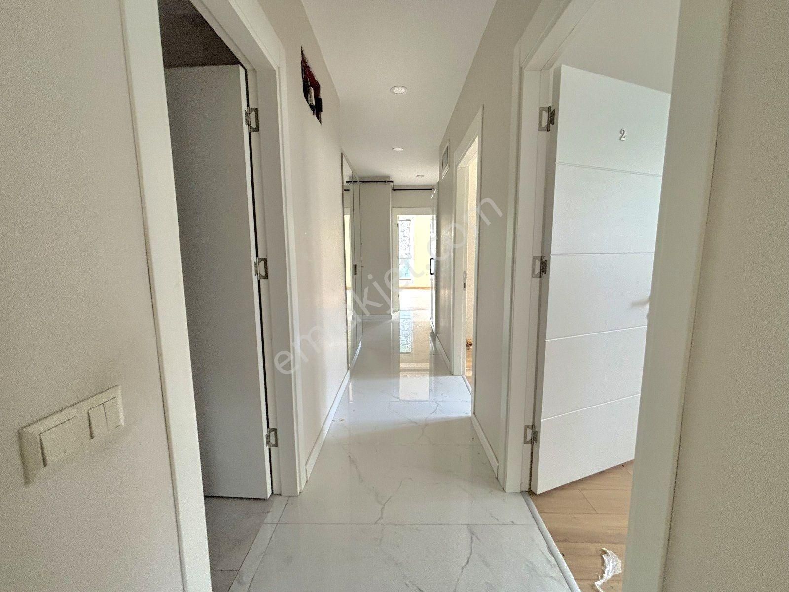 Turyap'tan Minibüs Caddesine Yakın Ön Cephe Geniş 3+1 - Görsel 14