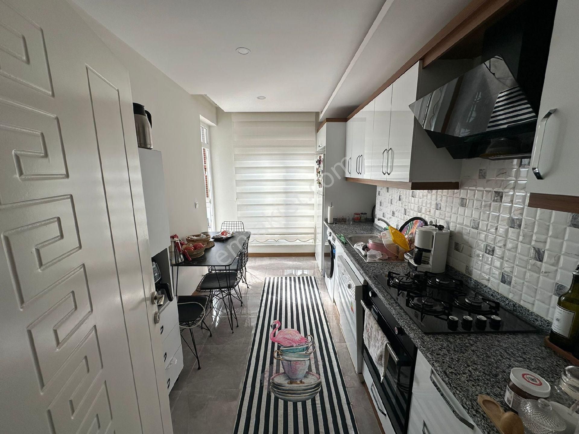 Varsak Karsıyakada Harıka Bı Daıre Lux Acıl Satılıkk - Görsel 5