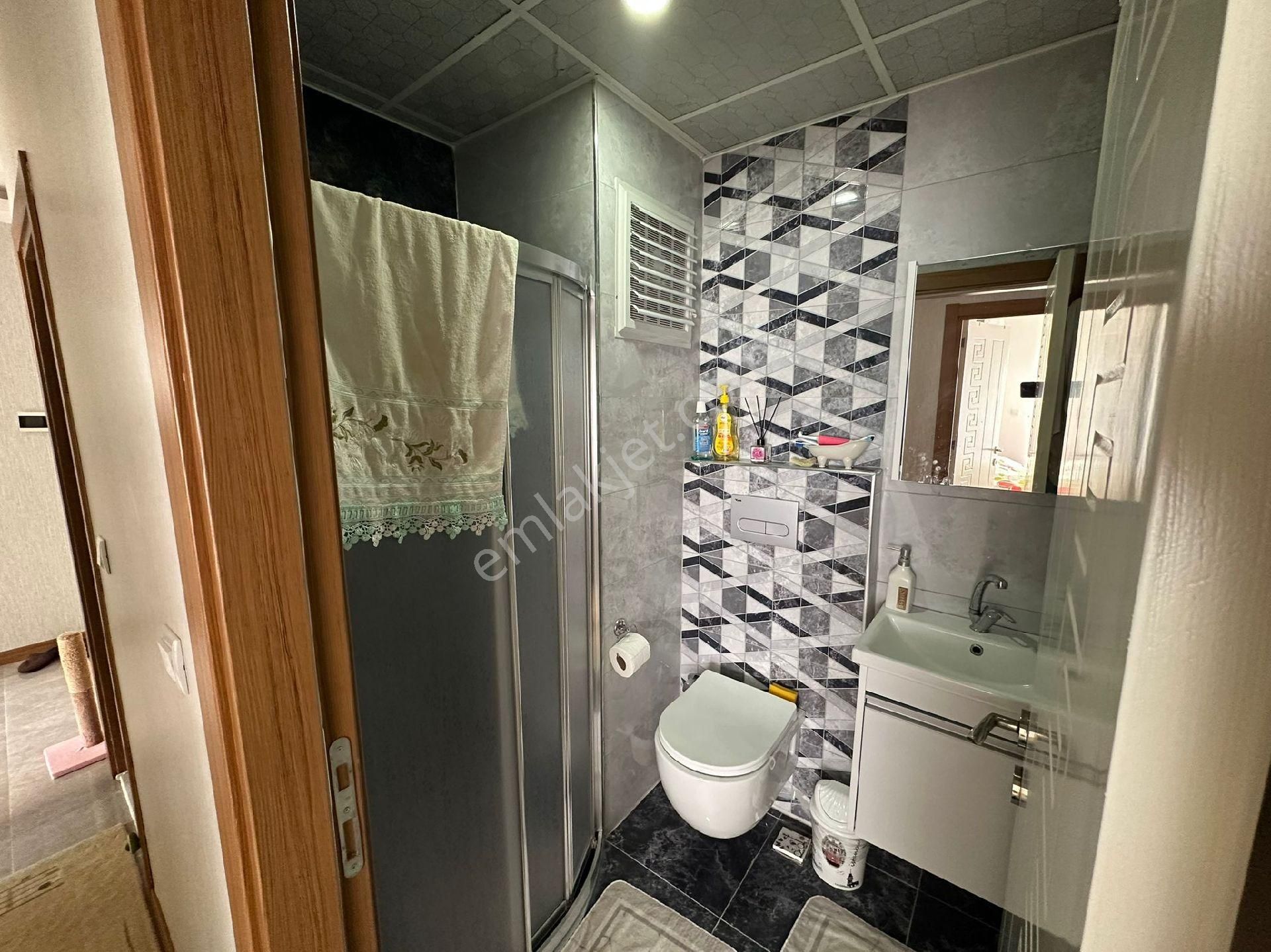 Varsak Karsıyakada Harıka Bı Daıre Lux Acıl Satılıkk - Görsel 13