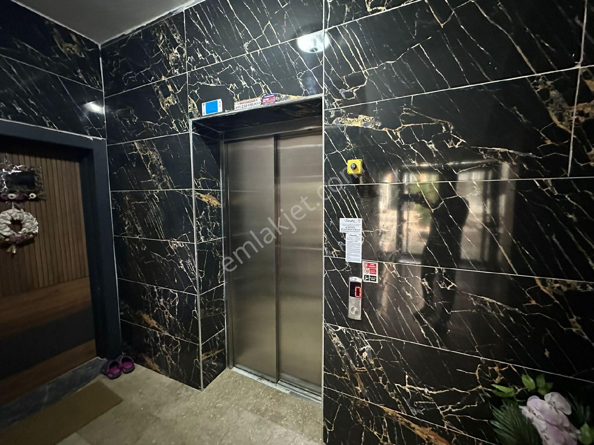 Varsak Karsıyakada Harıka Bı Daıre Lux Acıl Satılıkk - Görsel 14