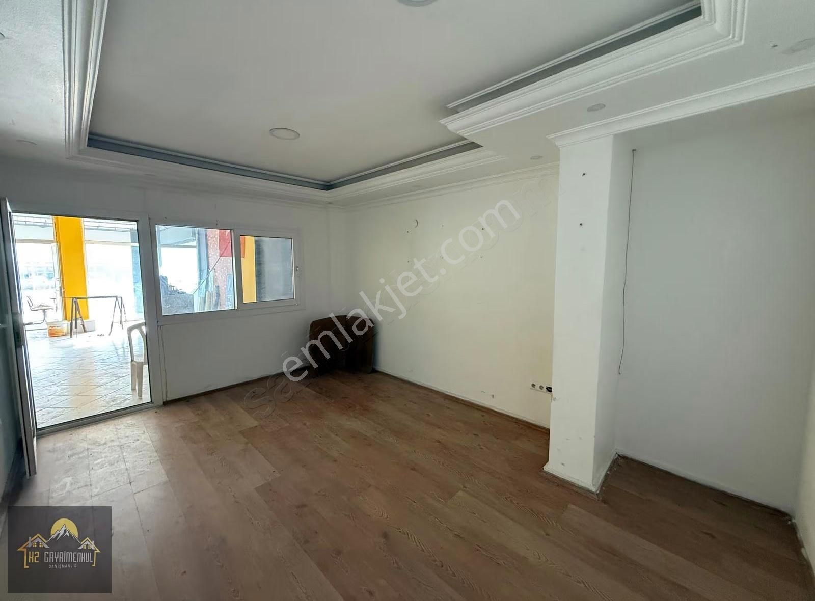 Ana Yola Sıfır | 3 Katlı | 380 M² | Ayrı Girişli Depolu | Güçlü - Görsel 4