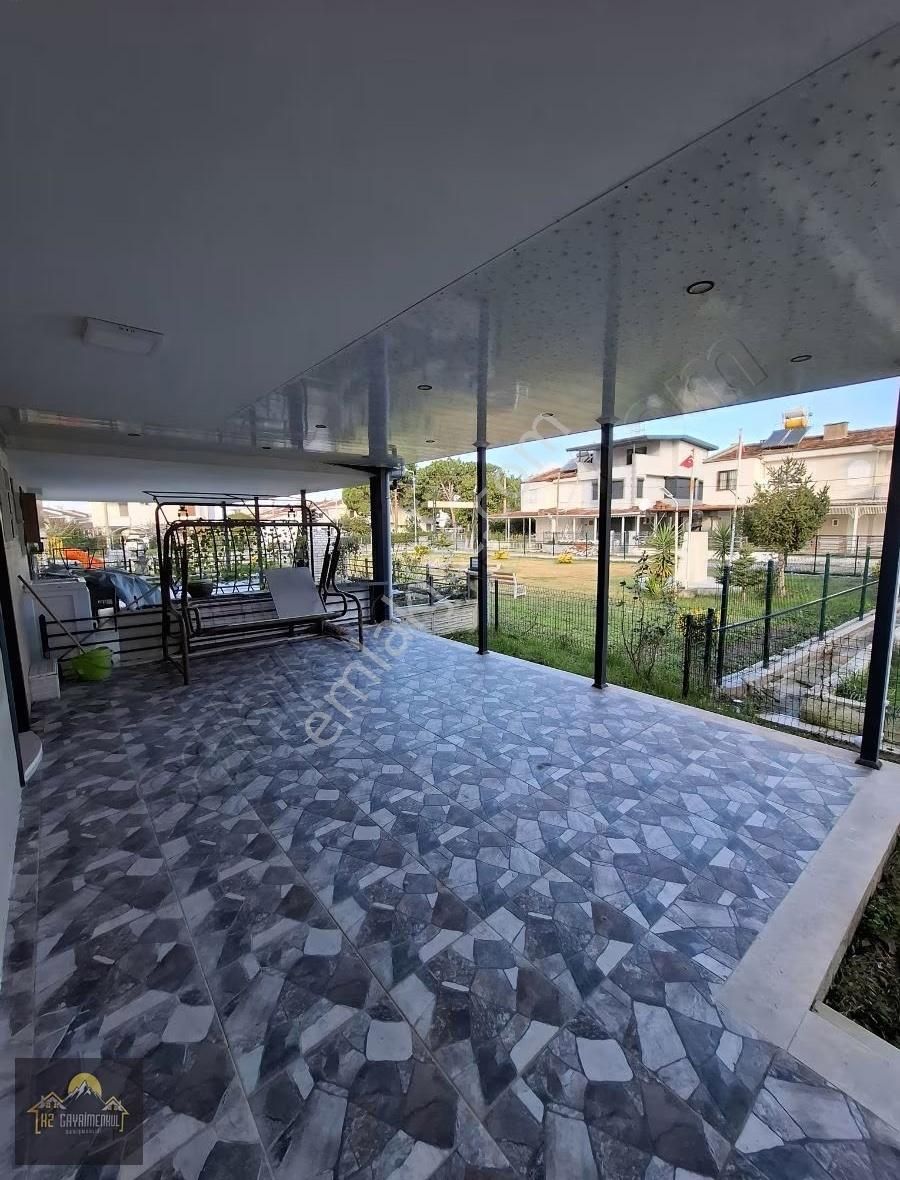 Kuşadası Davutlar Sahilde Denize 350 Metre Mesafede 3+1 Villa - Görsel 3