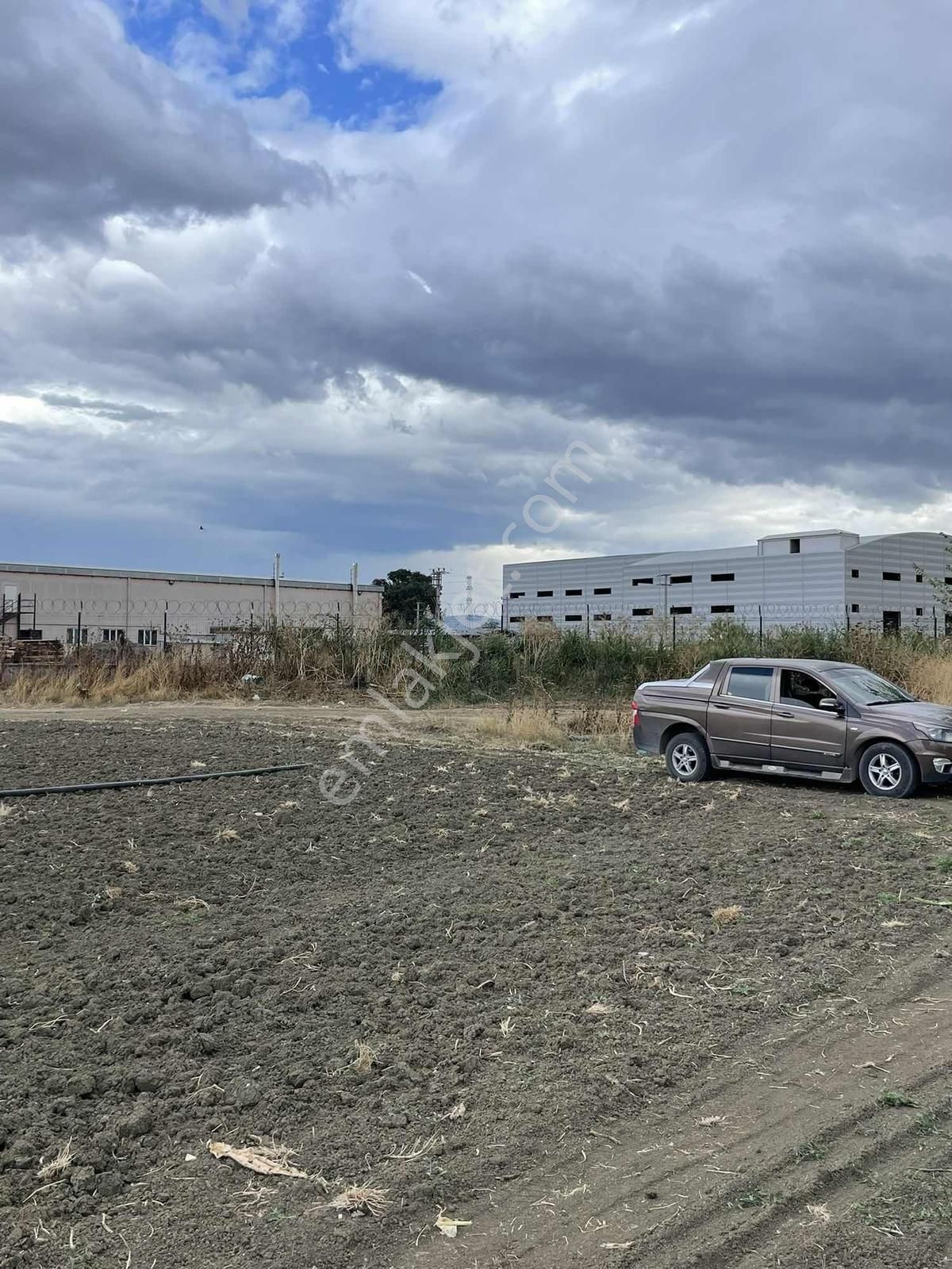 Anka Gayrimenkulden Ticari İmar Dibi Satılık Tarla - Görsel 3