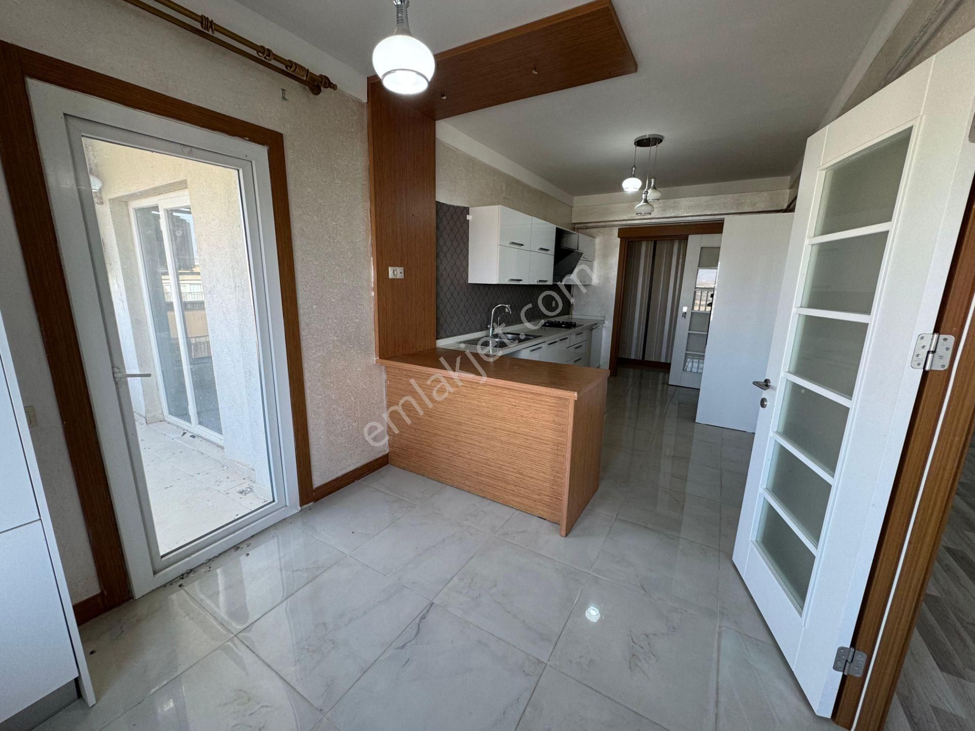 Yaşarsoy Gyodan Ataşehir Prestij Sitesi 4+1 Peyzaj Cepheli Daire - Görsel 12