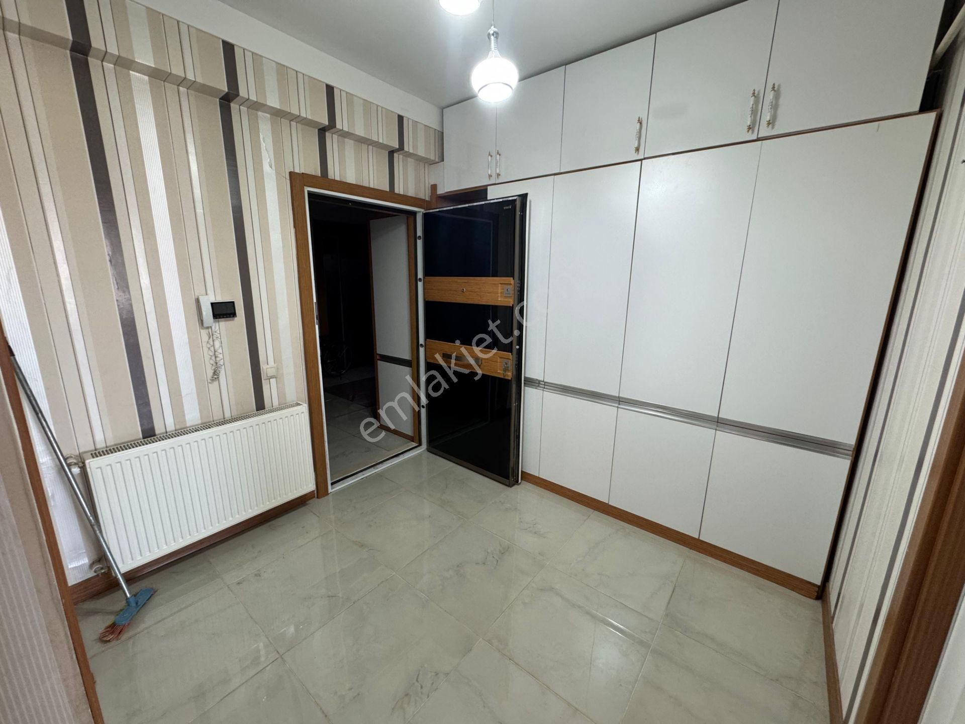 Yaşarsoy Gyodan Ataşehir Prestij Sitesi 4+1 Peyzaj Cepheli Daire - Görsel 4