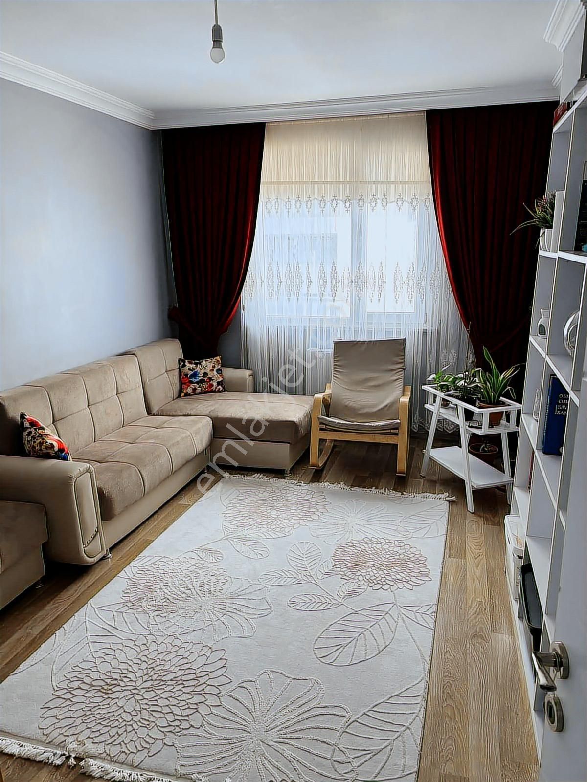 Tepe Yolu Üzerinde Satılık 3+1 Daire Okullar Bölgesinde - Görsel 9