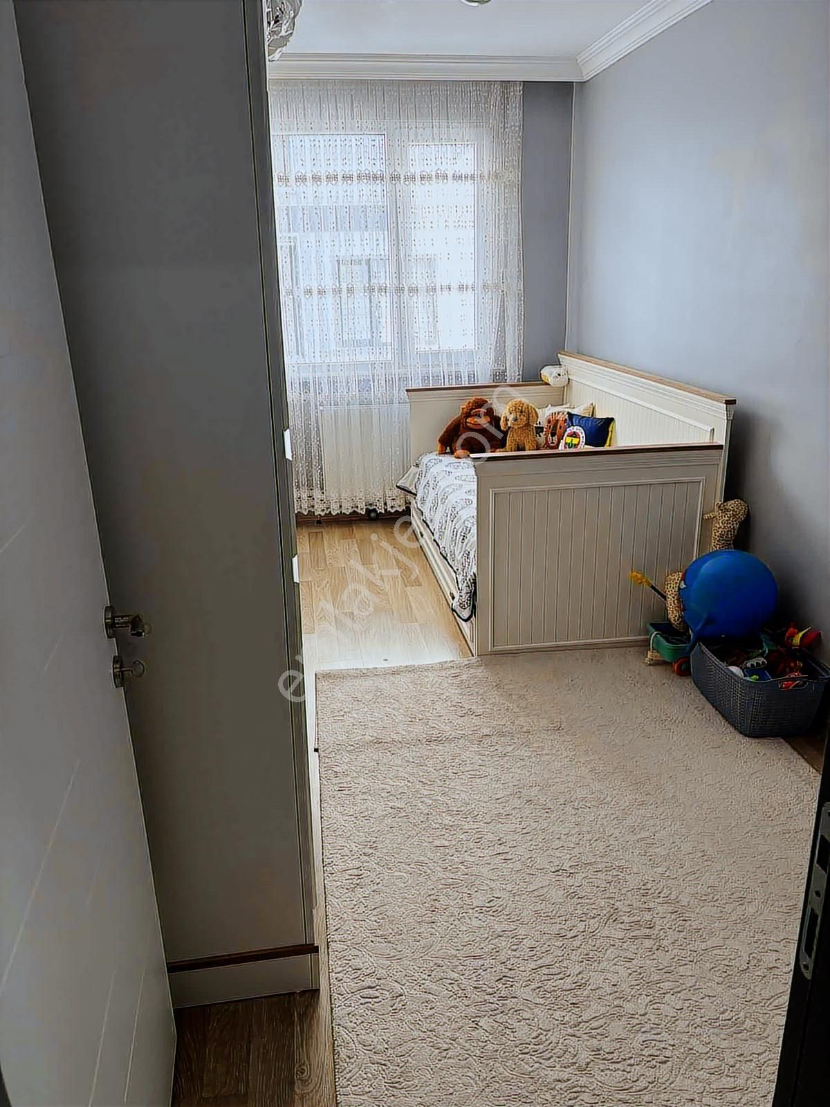 Tepe Yolu Üzerinde Satılık 3+1 Daire Okullar Bölgesinde - Görsel 16