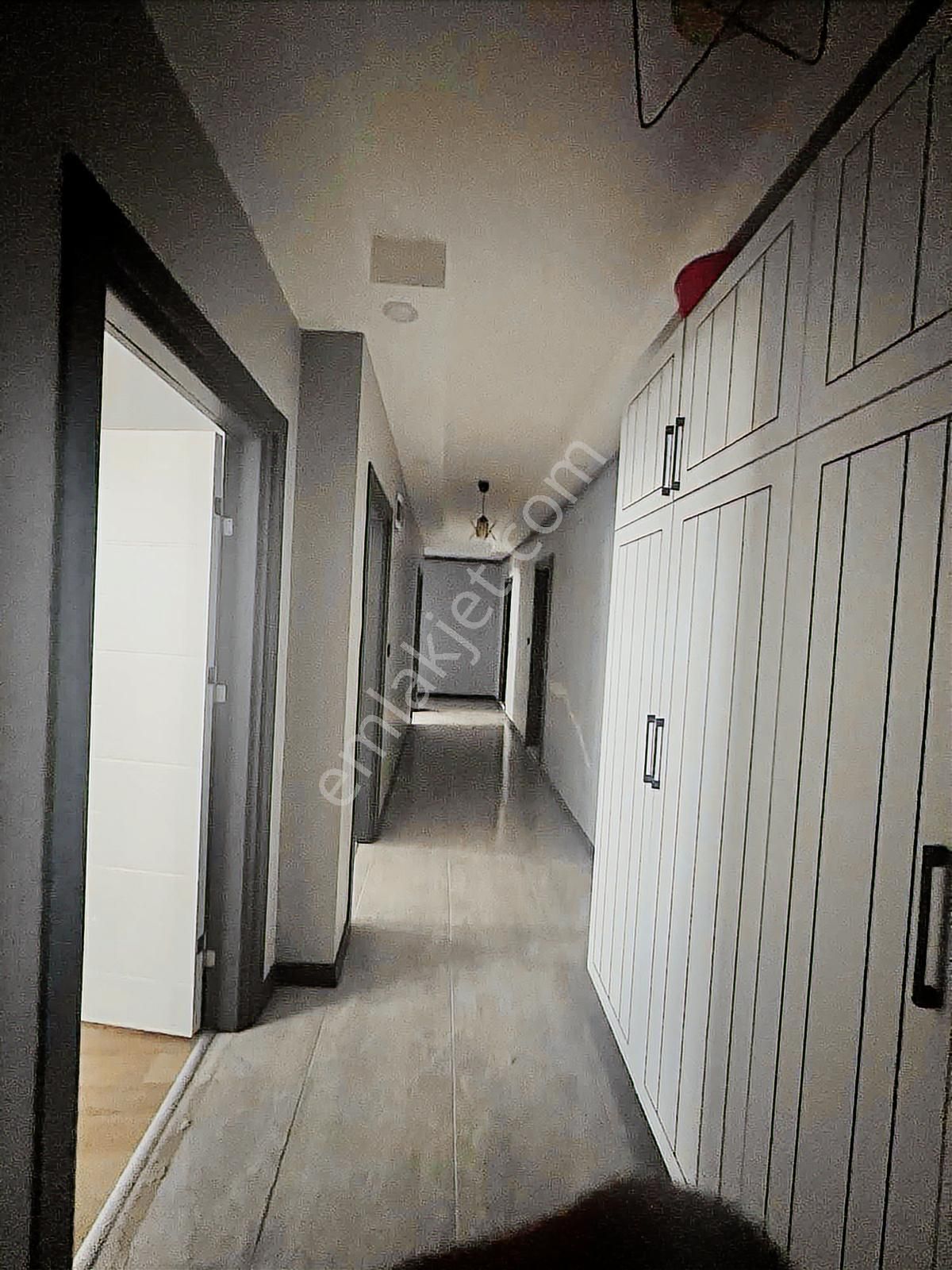 Tepe Yolu Üzerinde Satılık 3+1 Daire Okullar Bölgesinde - Görsel 29