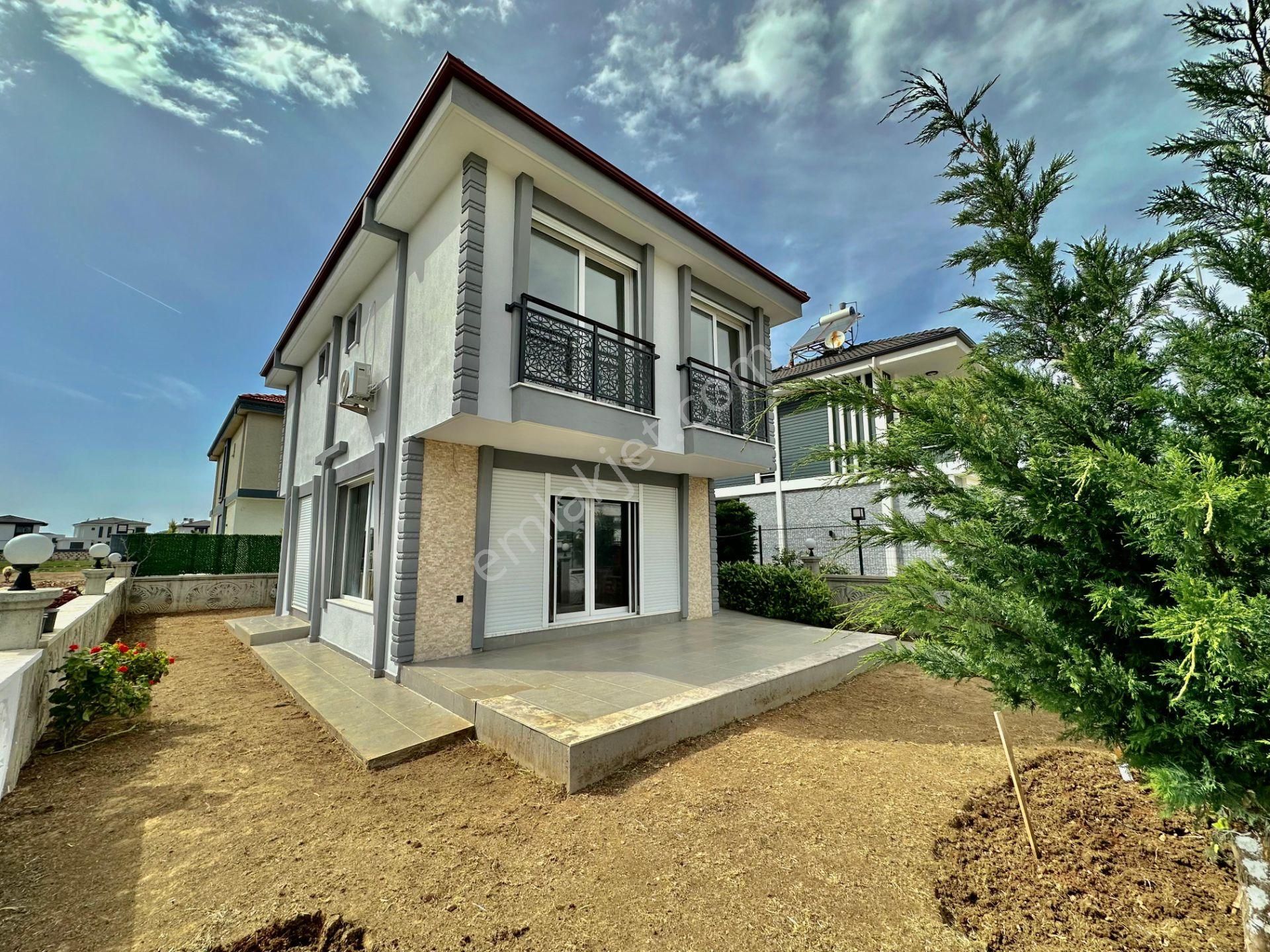 Didim Efeler Mah. 245 M2 Arsa İçerisinde 3+1 Ful Eşyalı Bahçeli Tam Müstakil Villamız Satışdadır - Görsel 2