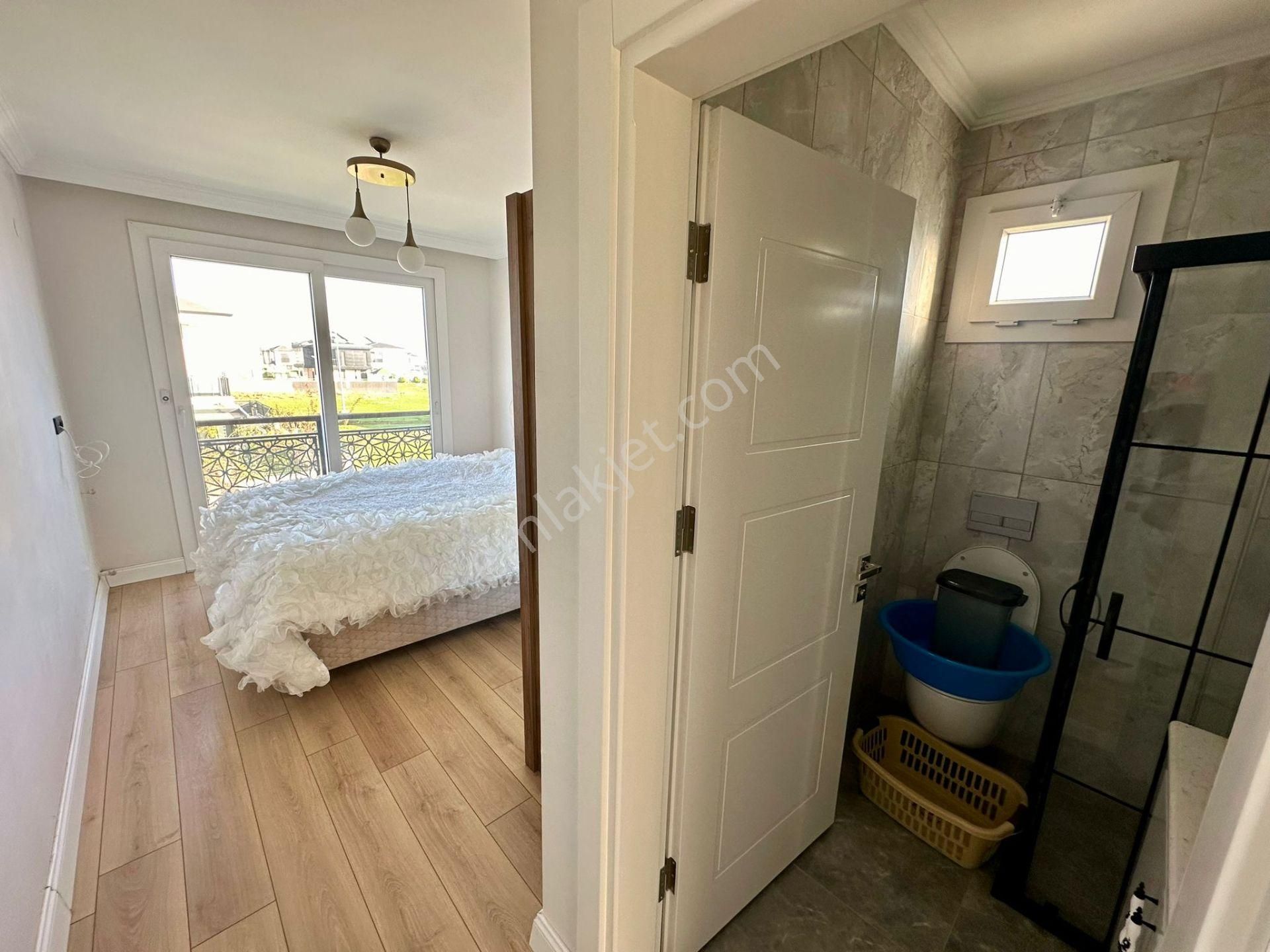 Didim Efeler Mah. 245 M2 Arsa İçerisinde 3+1 Ful Eşyalı Bahçeli Tam Müstakil Villamız Satışdadır - Görsel 16