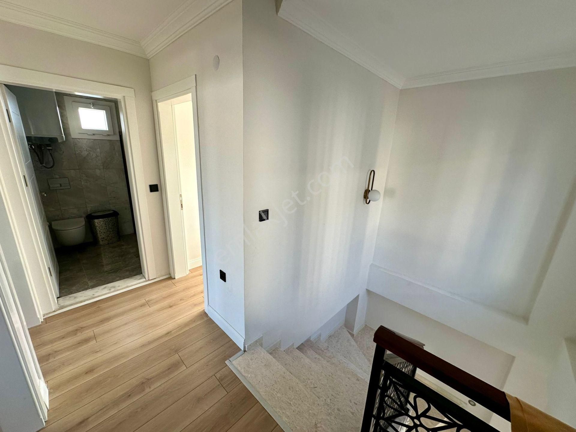 Didim Efeler Mah. 245 M2 Arsa İçerisinde 3+1 Ful Eşyalı Bahçeli Tam Müstakil Villamız Satışdadır - Görsel 23