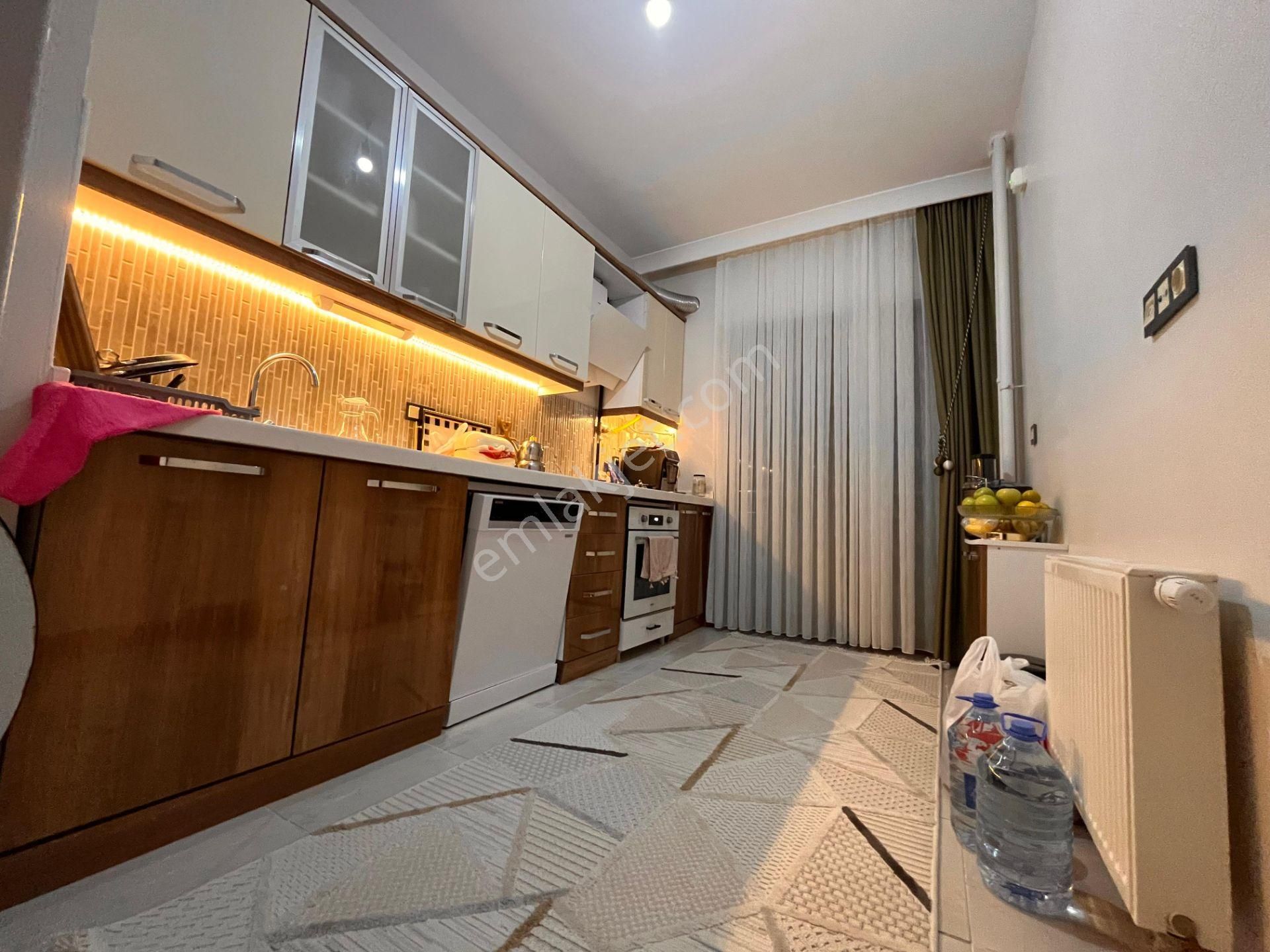 Saraycık Toki Konutlarında Asansörlü Full Yapılı Ara Katta Geniş 3+1 Daire