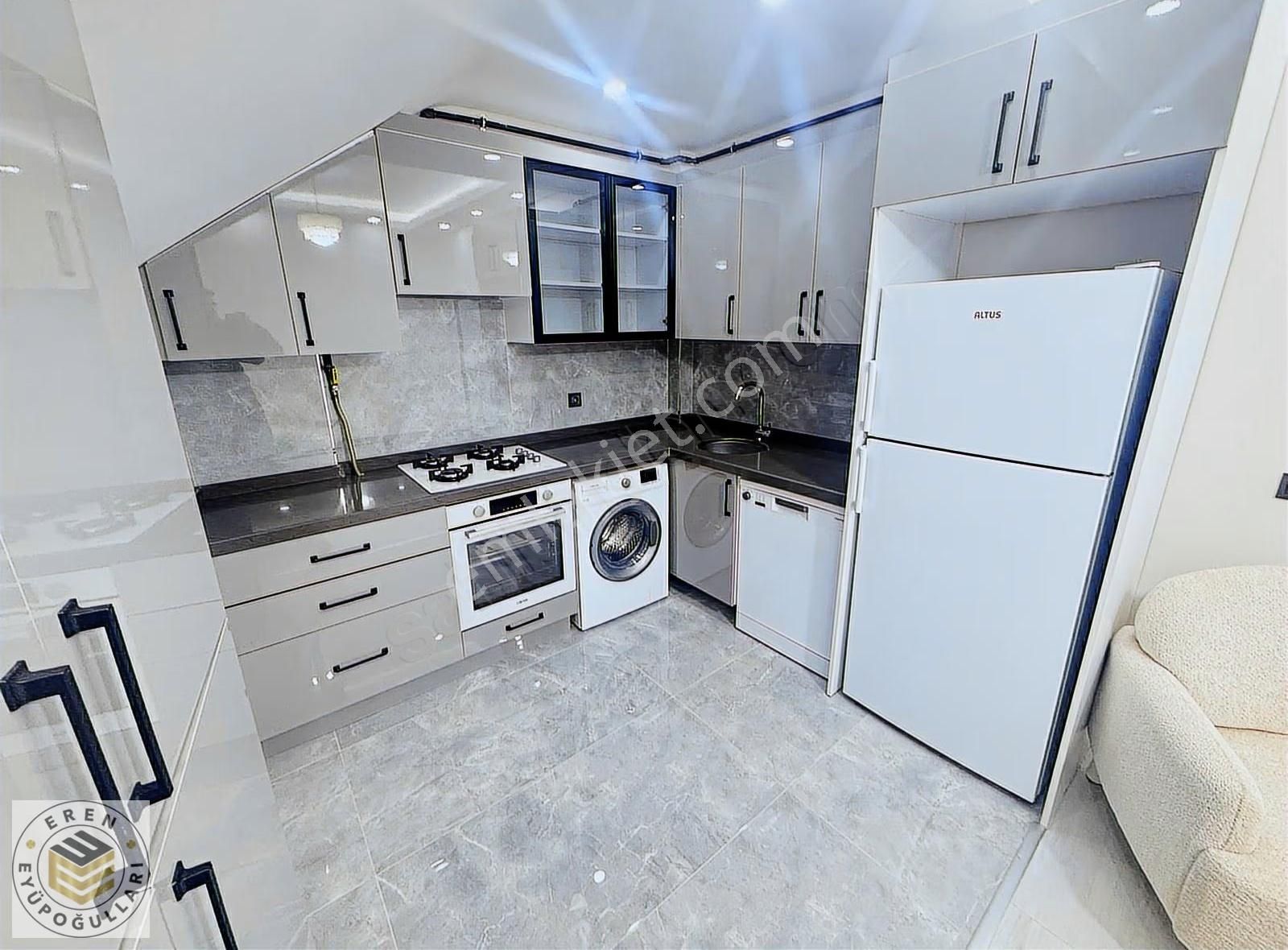B.paşa Yenidoğan Mh. Fırsat Konumda Ful Eşyalı 1+1 Kiralık Daire - Görsel 11