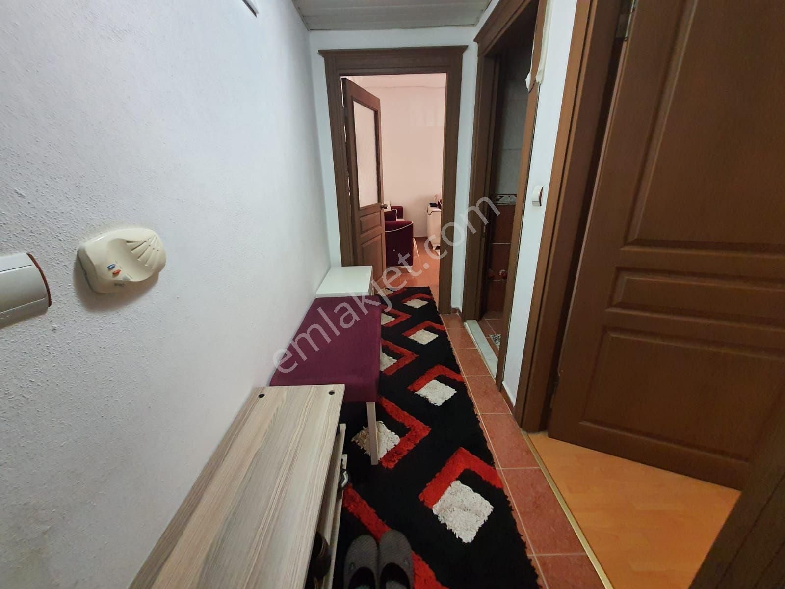 Gündoğdu Mah.de Çok Acil 1+1 Yüksek Giriş 60m2 Tranvaya Yakın - Görsel 2