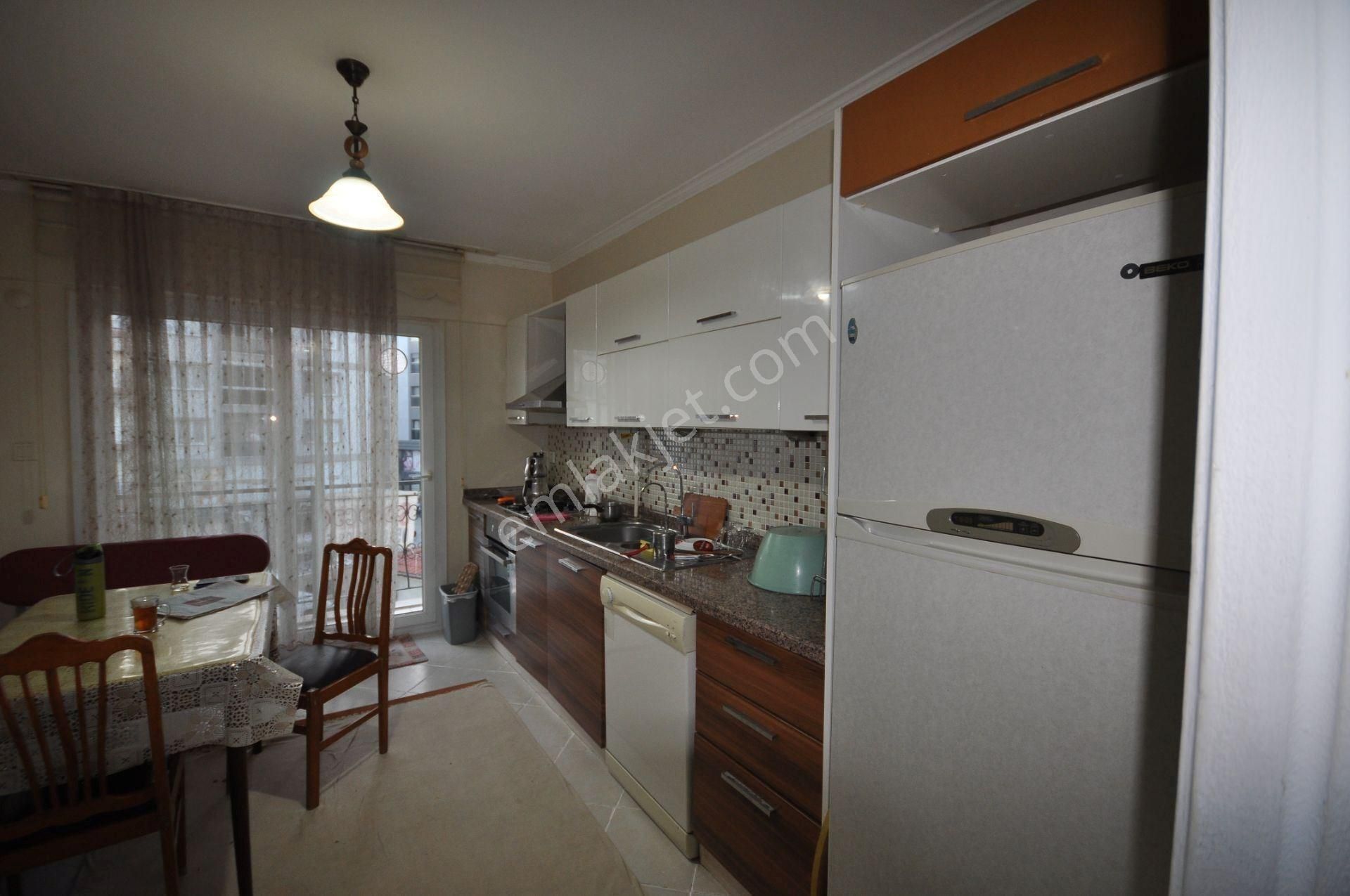 Söke Çarşamba Pazarı Karşısı Satılık 3+1 Daire - Görsel 3