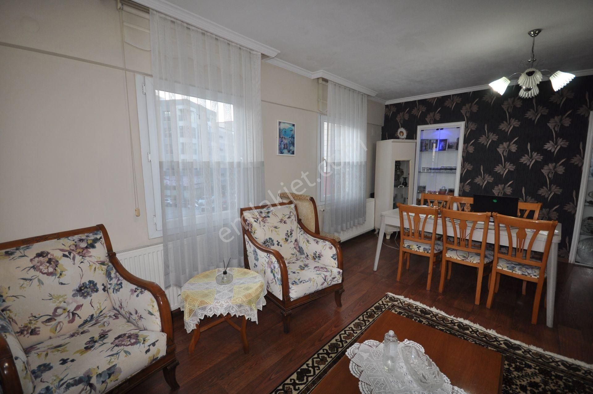 Söke Çarşamba Pazarı Karşısı Satılık 3+1 Daire - Görsel 9