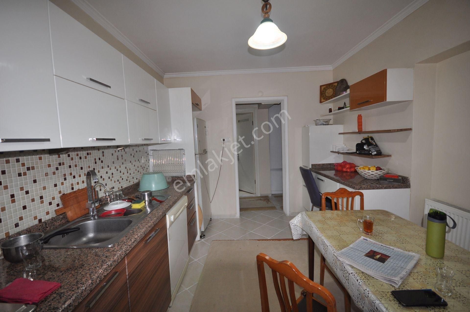 Söke Çarşamba Pazarı Karşısı Satılık 3+1 Daire - Görsel 2