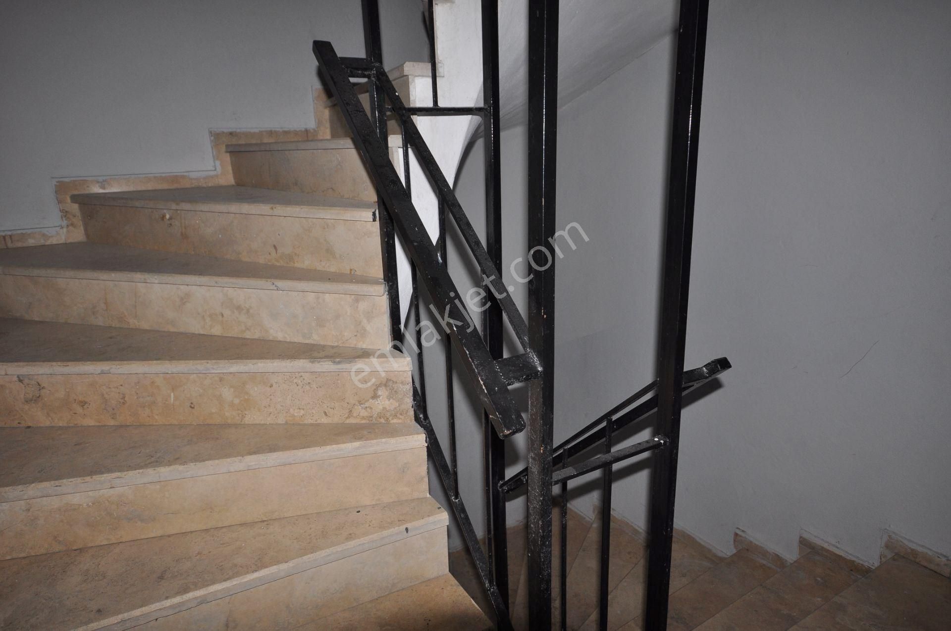 Söke Çarşamba Pazarı Karşısı Satılık 3+1 Daire - Görsel 33