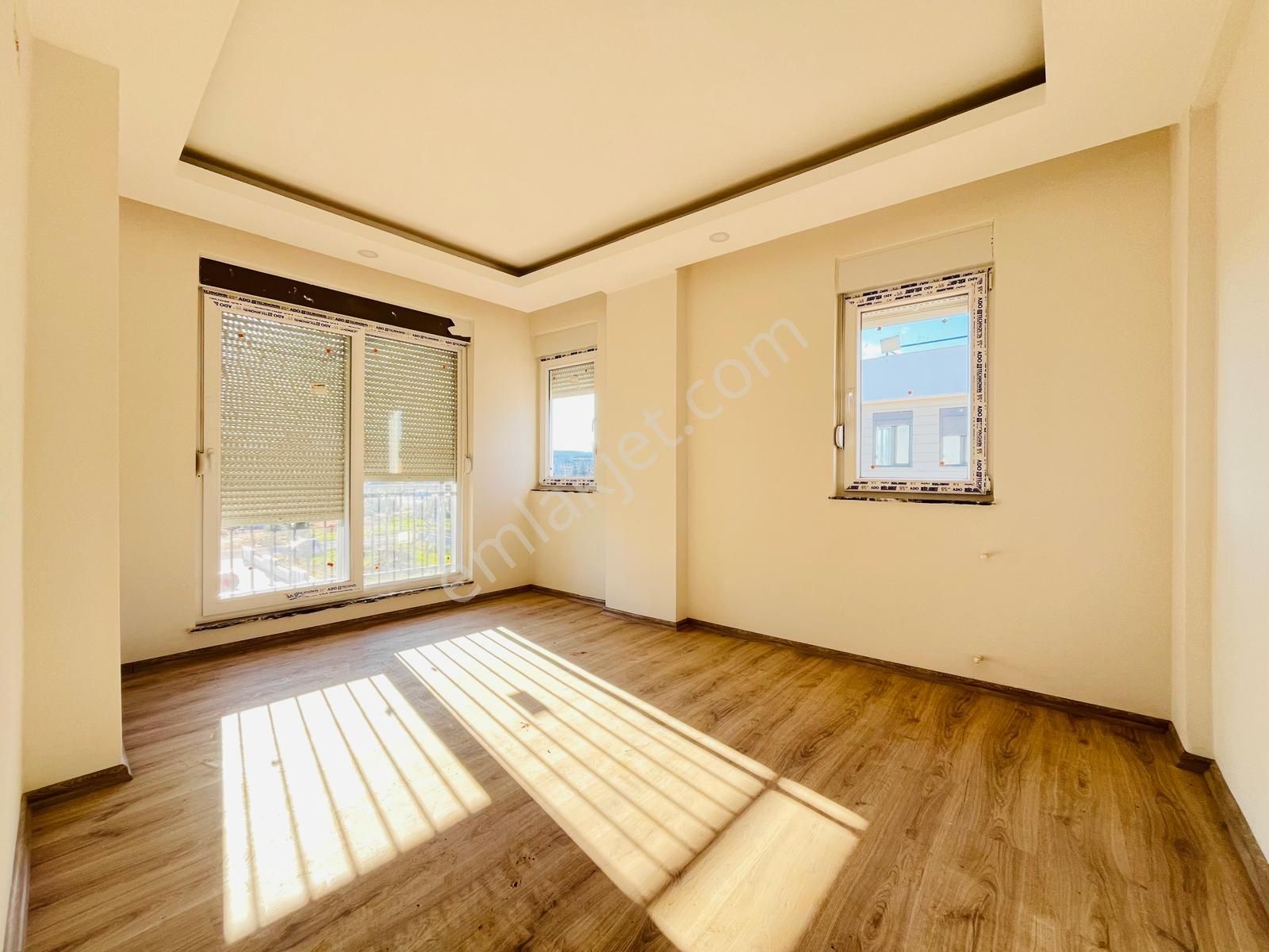 Demirelde Havuzlu Katta Kiralık Güney Cepheli Fırsat Daire - Görsel 18