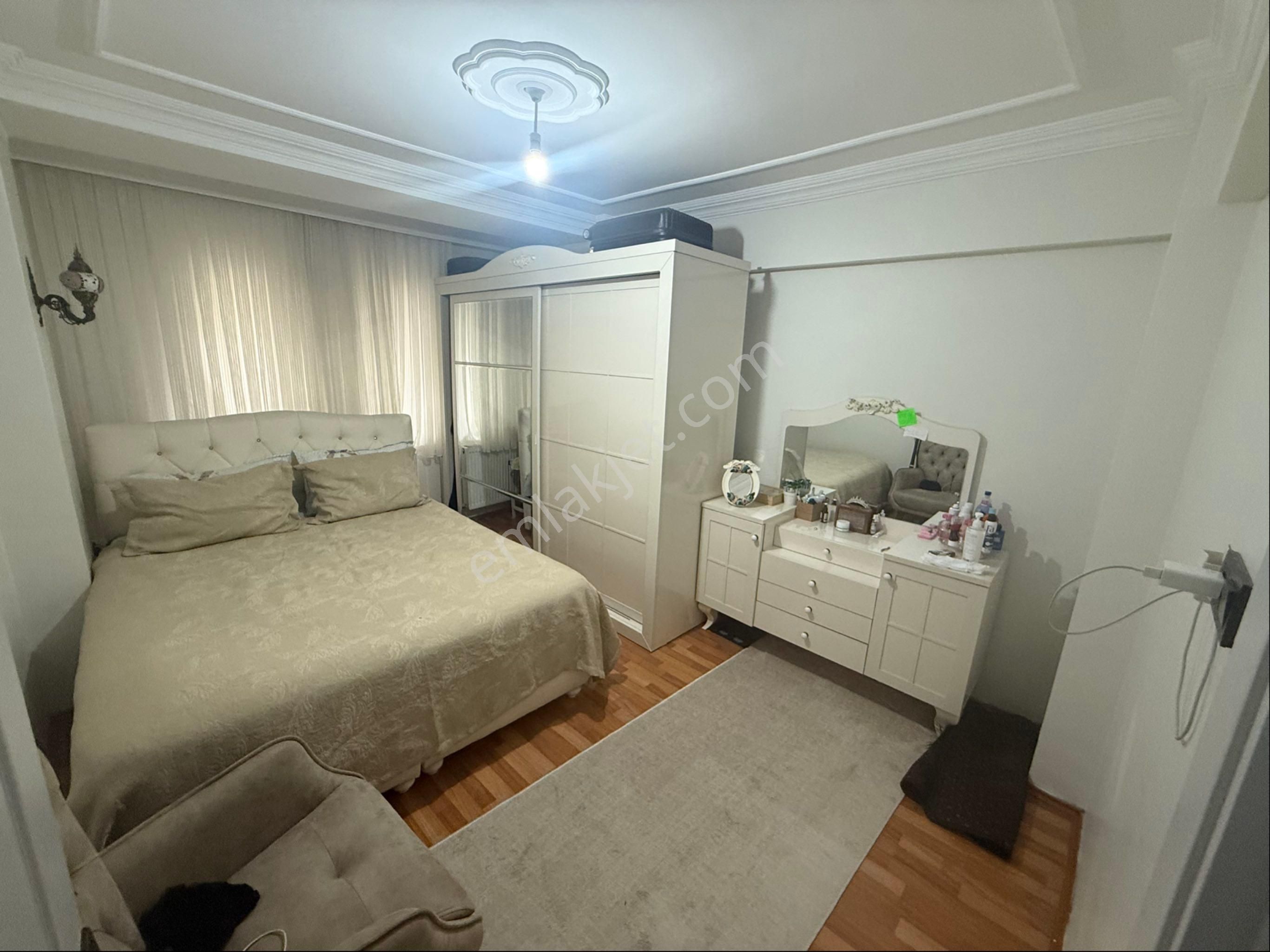 İsmetpaşa Mahallesi 3+1 135m2 2. Kat Tramvaya Yakın Temiz Kiralık Daire - Görsel 10