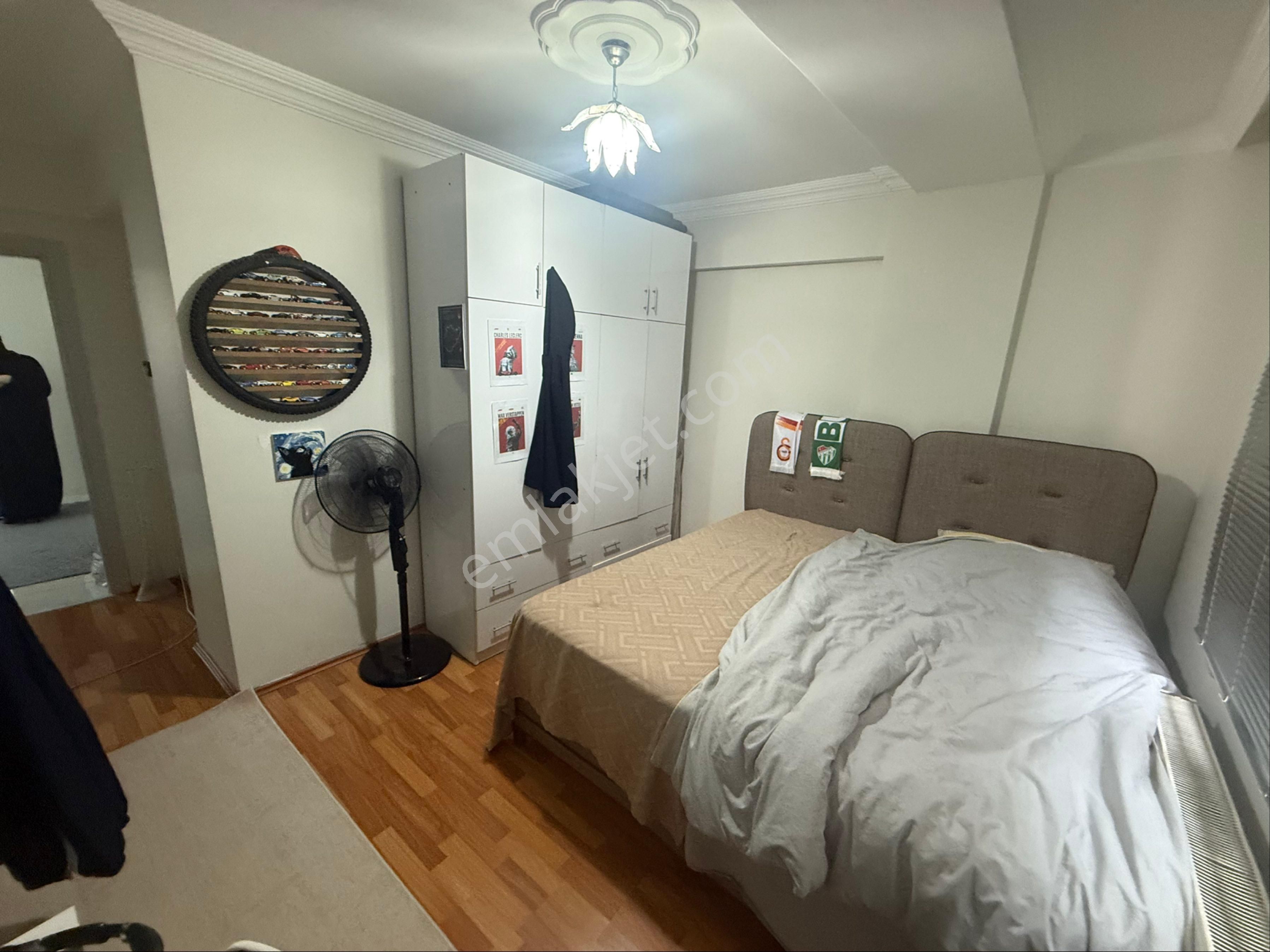 İsmetpaşa Mahallesi 3+1 135m2 2. Kat Tramvaya Yakın Temiz Kiralık Daire - Görsel 21