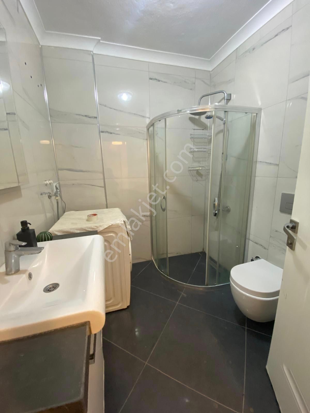 Akçay Köşemden Eşyalıhavuzlu Sitede Yatırımlık 1+1 Satılık Daire - Görsel 11