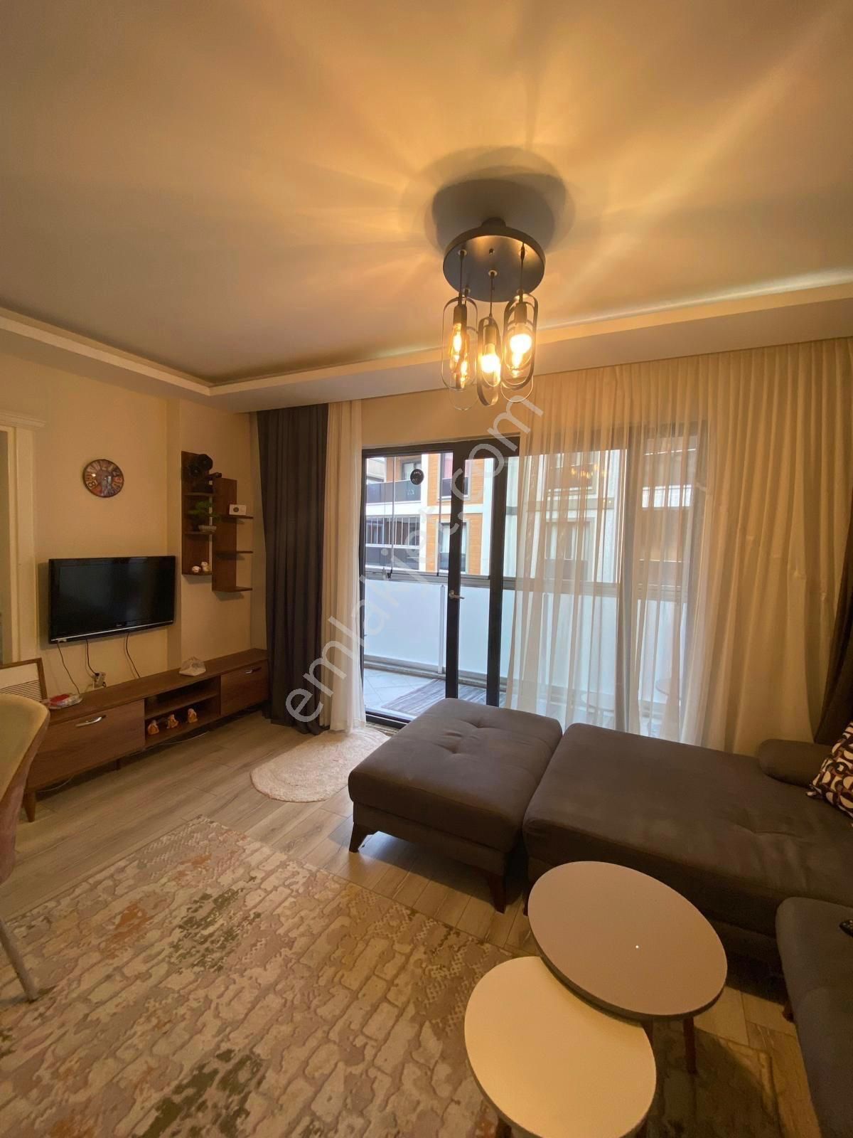 Akçay Köşemden Eşyalıhavuzlu Sitede Yatırımlık 1+1 Satılık Daire