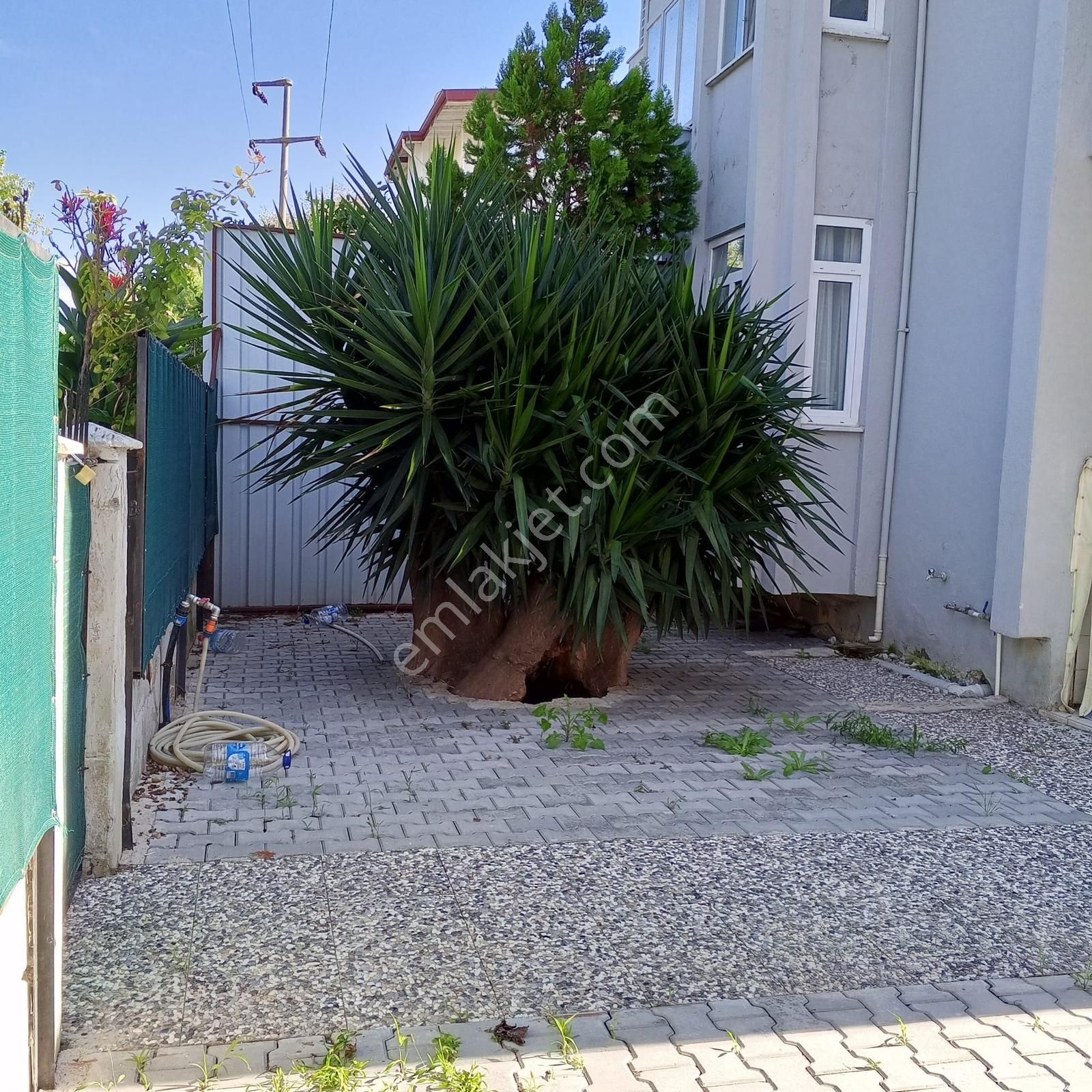 Stoptan Denize 200 Metre Mesafede Satılık Villa - Görsel 8