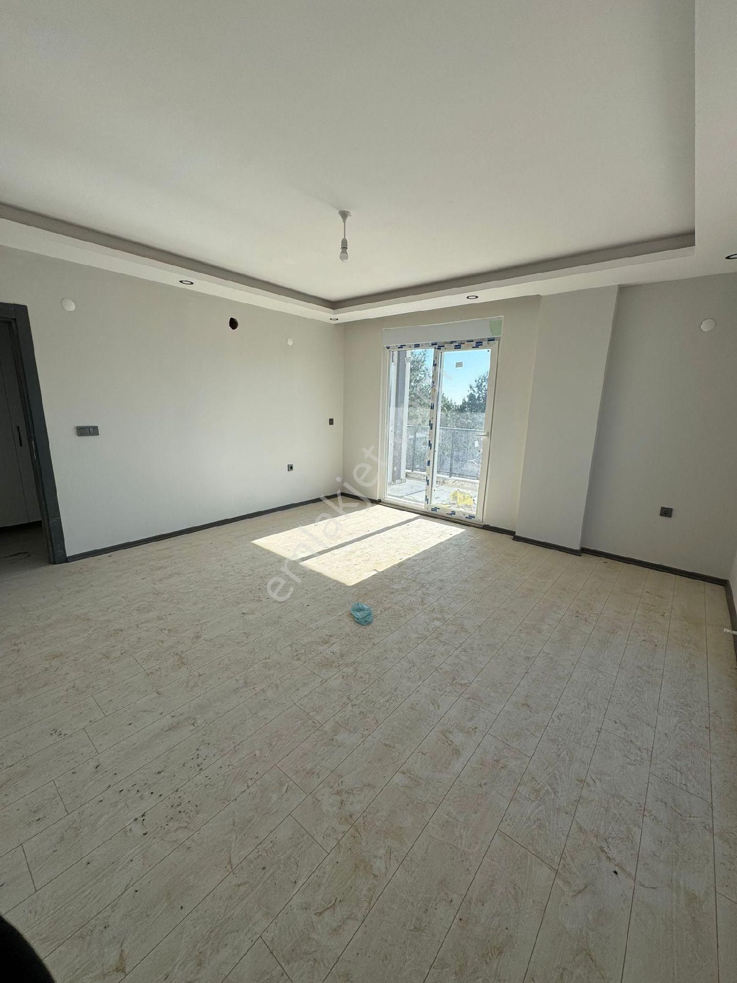 Ayanoglunda 100m Ayrı Mutfak Vc Guney Cephe - Görsel 15