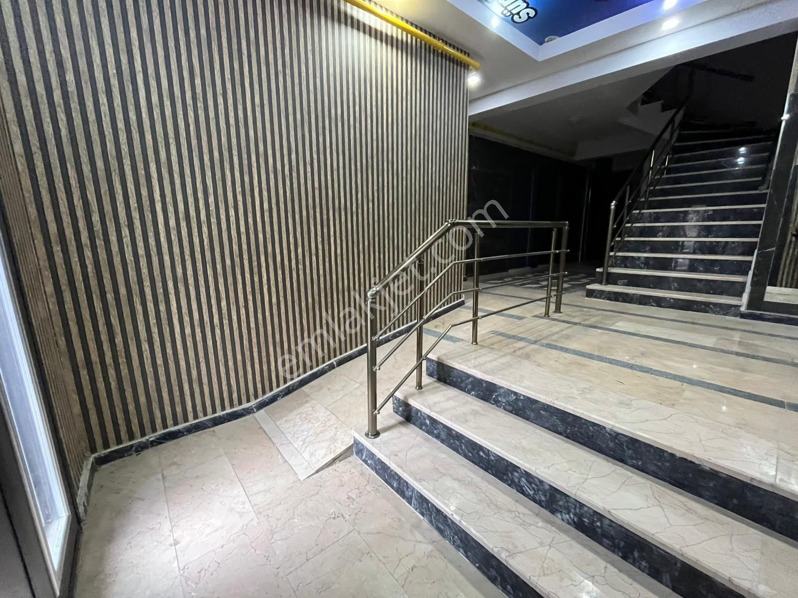 Tuncay Kartal'dan Çamlıca Mh Tombakzade Cd Yakını Özel Garajlı 3+1 - Görsel 28