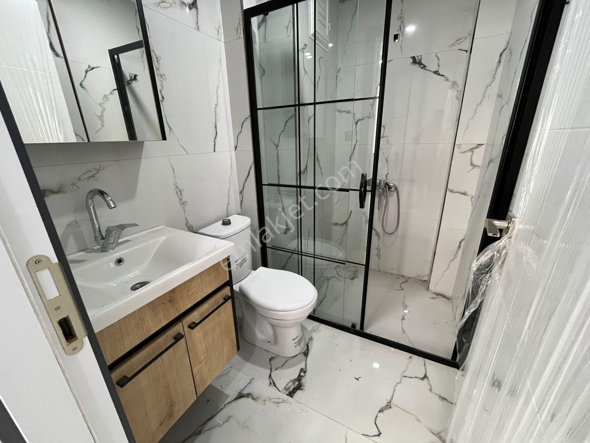 Tuncay Kartal'dan Çamlıca Mh Tombakzade Cd Yakını Özel Garajlı 3+1 - Görsel 13