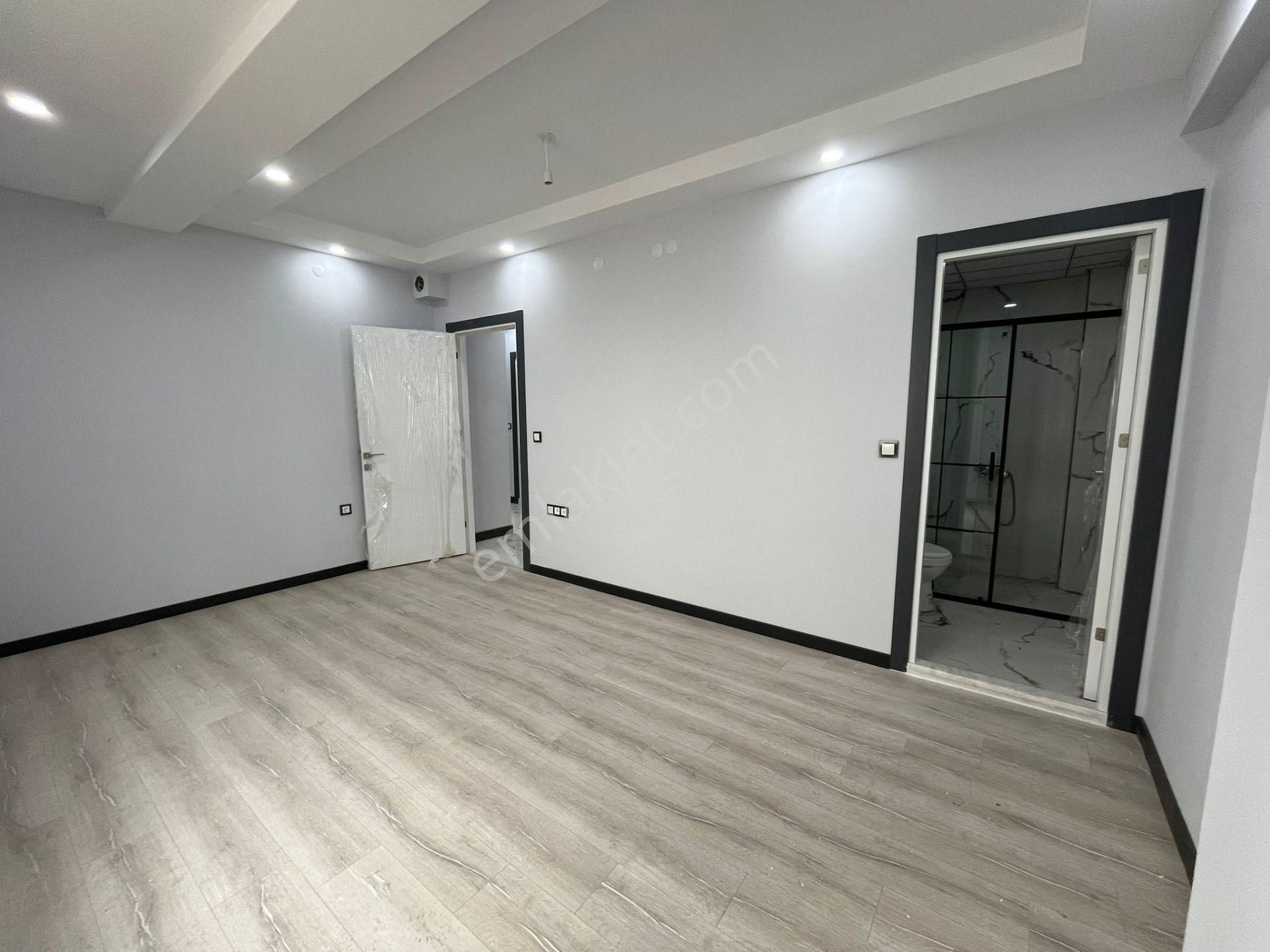 Tuncay Kartal'dan Çamlıca Mh Tombakzade Cd Yakını Özel Garajlı 3+1 - Görsel 11