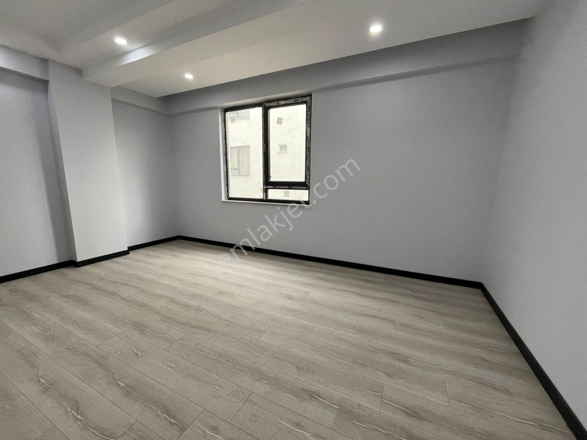 Tuncay Kartal'dan Çamlıca Mh Tombakzade Cd Yakını Özel Garajlı 3+1 - Görsel 17