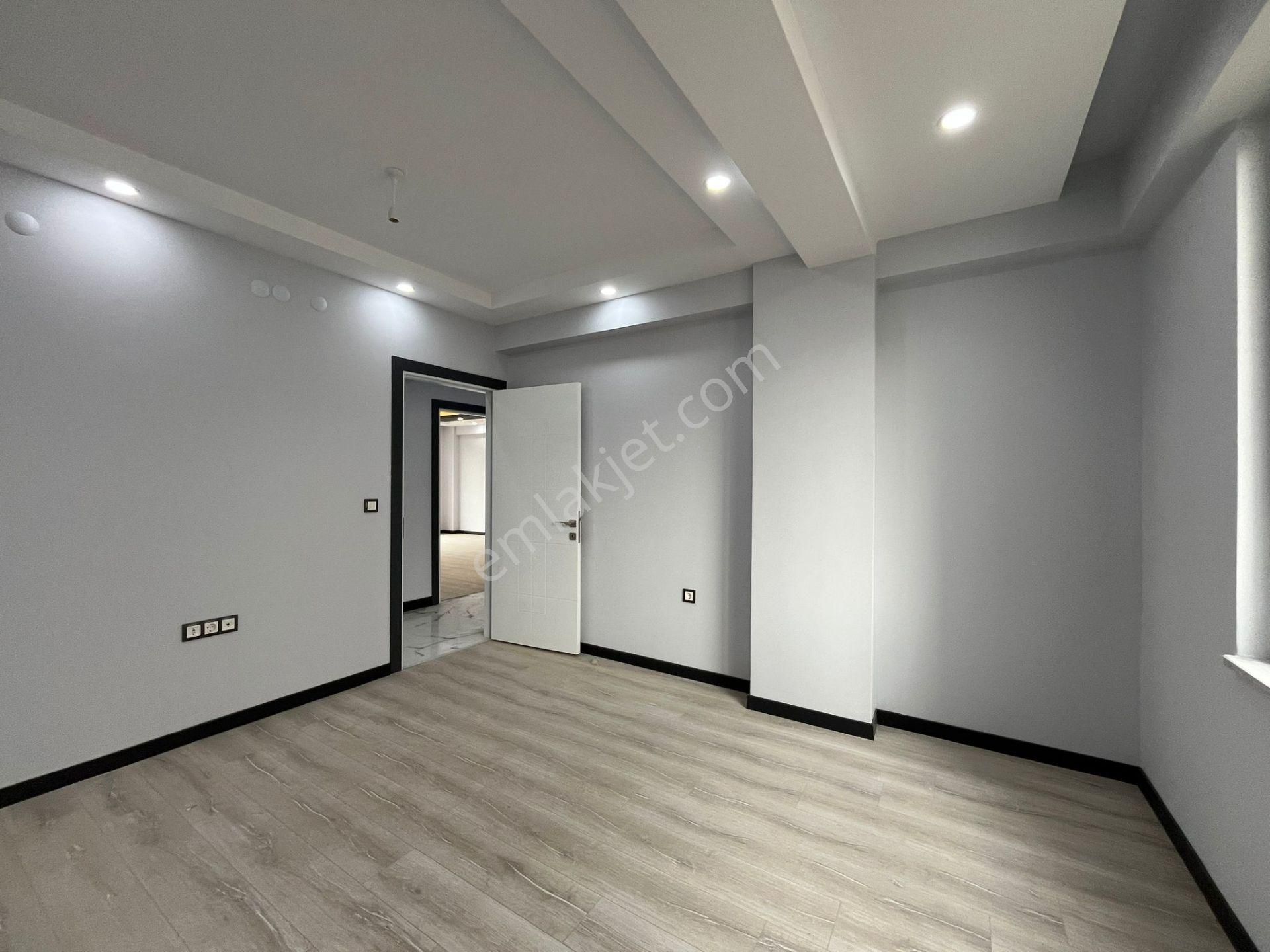 Tuncay Kartal'dan Çamlıca Mh Tombakzade Cd Yakını Özel Garajlı 3+1 - Görsel 19