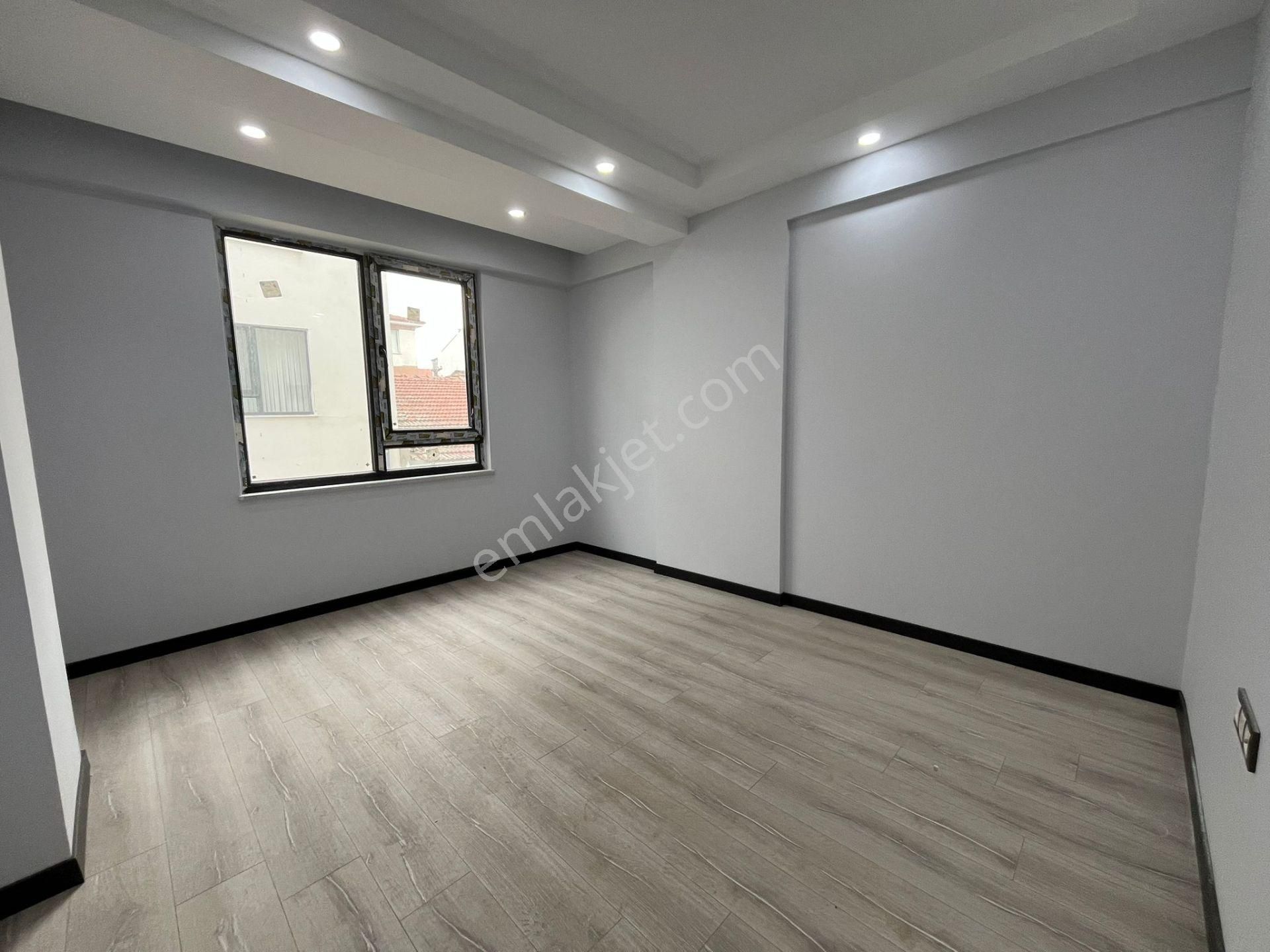 Tuncay Kartal'dan Çamlıca Mh Tombakzade Cd Yakını Özel Garajlı 3+1 - Görsel 18