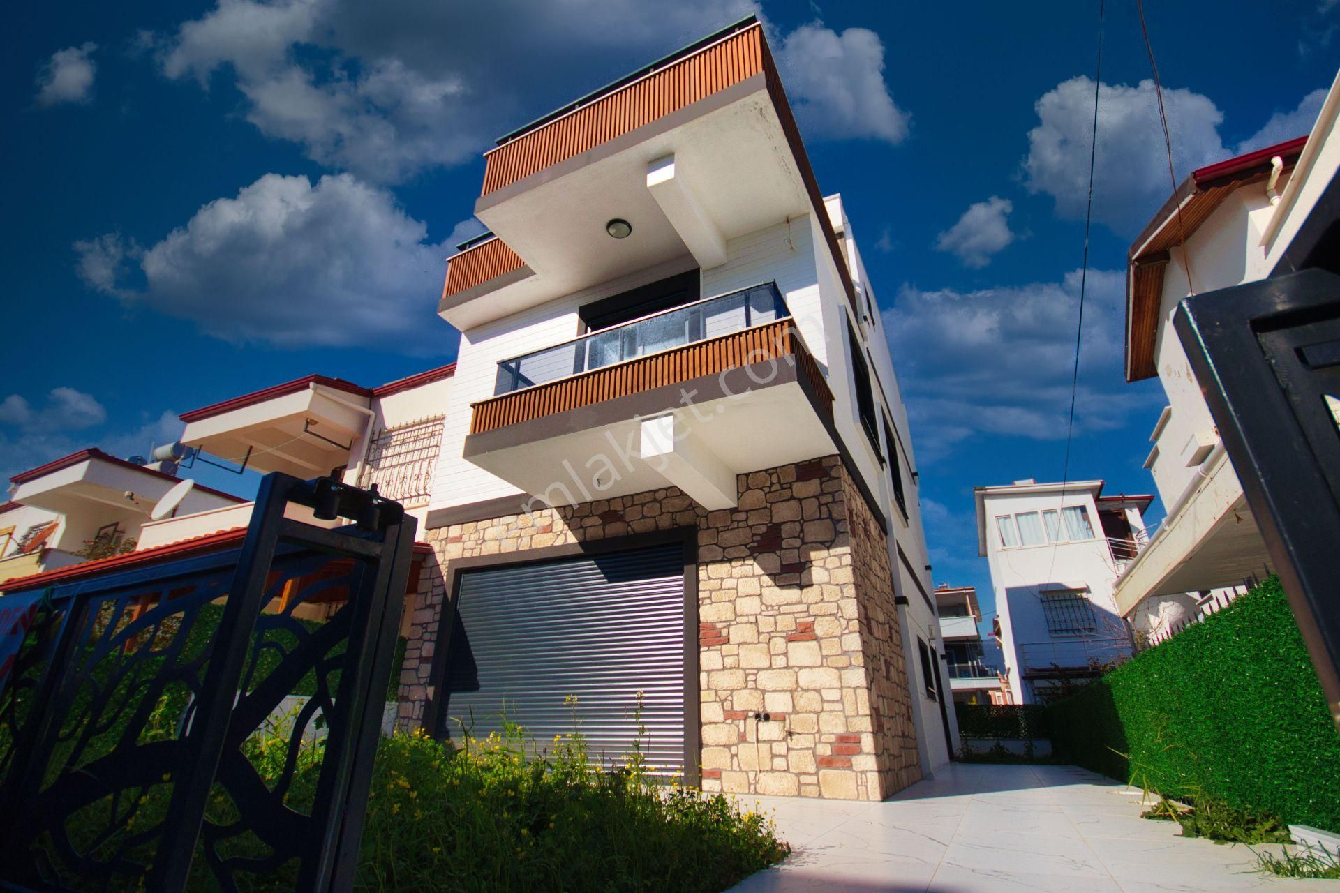 🛑🛑aktiften Tahtakuşlarda Satılık Harika Beyaz Eşyalı 4+1 Bahçeli Geniş Müstakil Ev