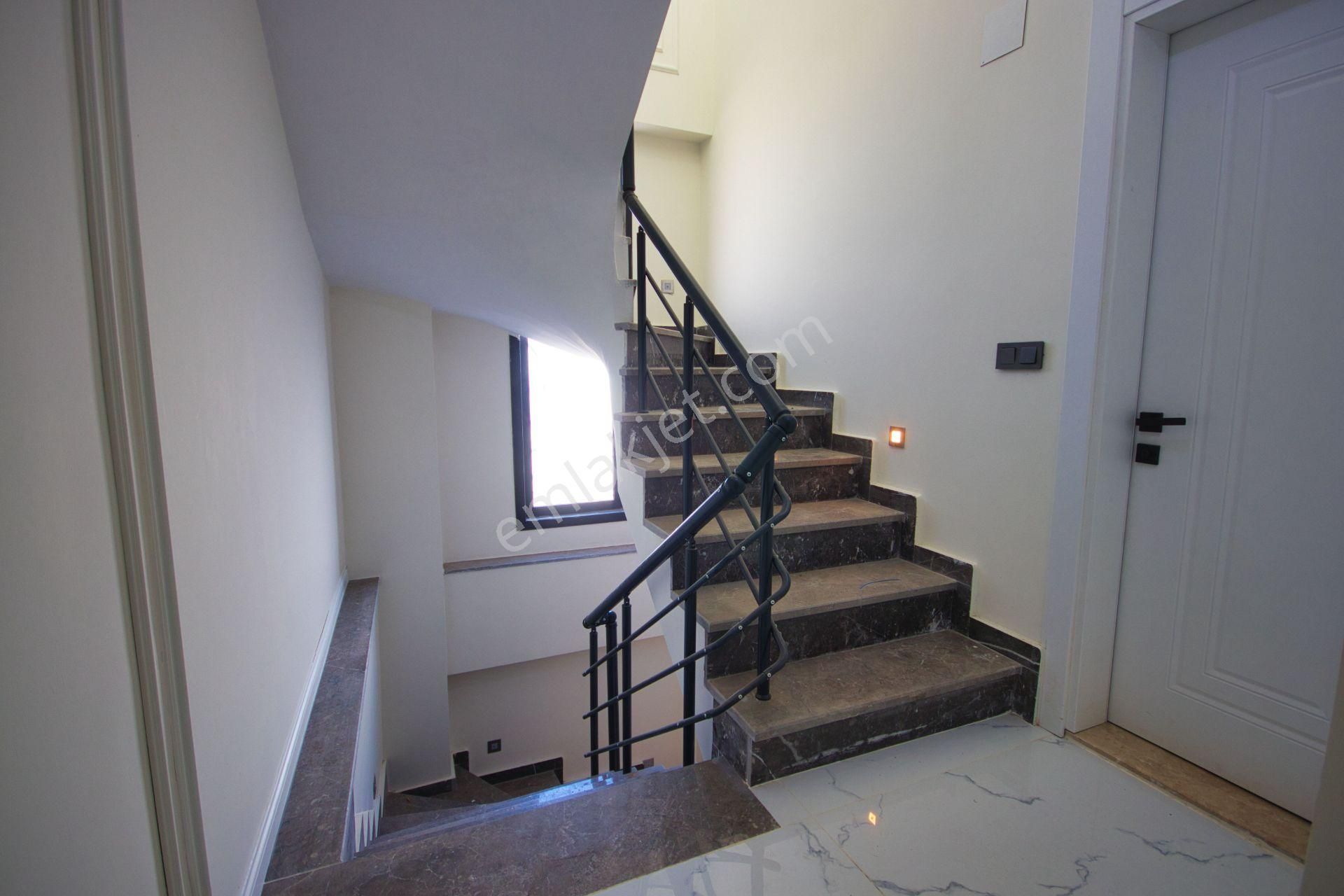 🛑🛑aktiften Tahtakuşlarda Satılık Harika Beyaz Eşyalı 4+1 Bahçeli Geniş Müstakil Ev - Görsel 26