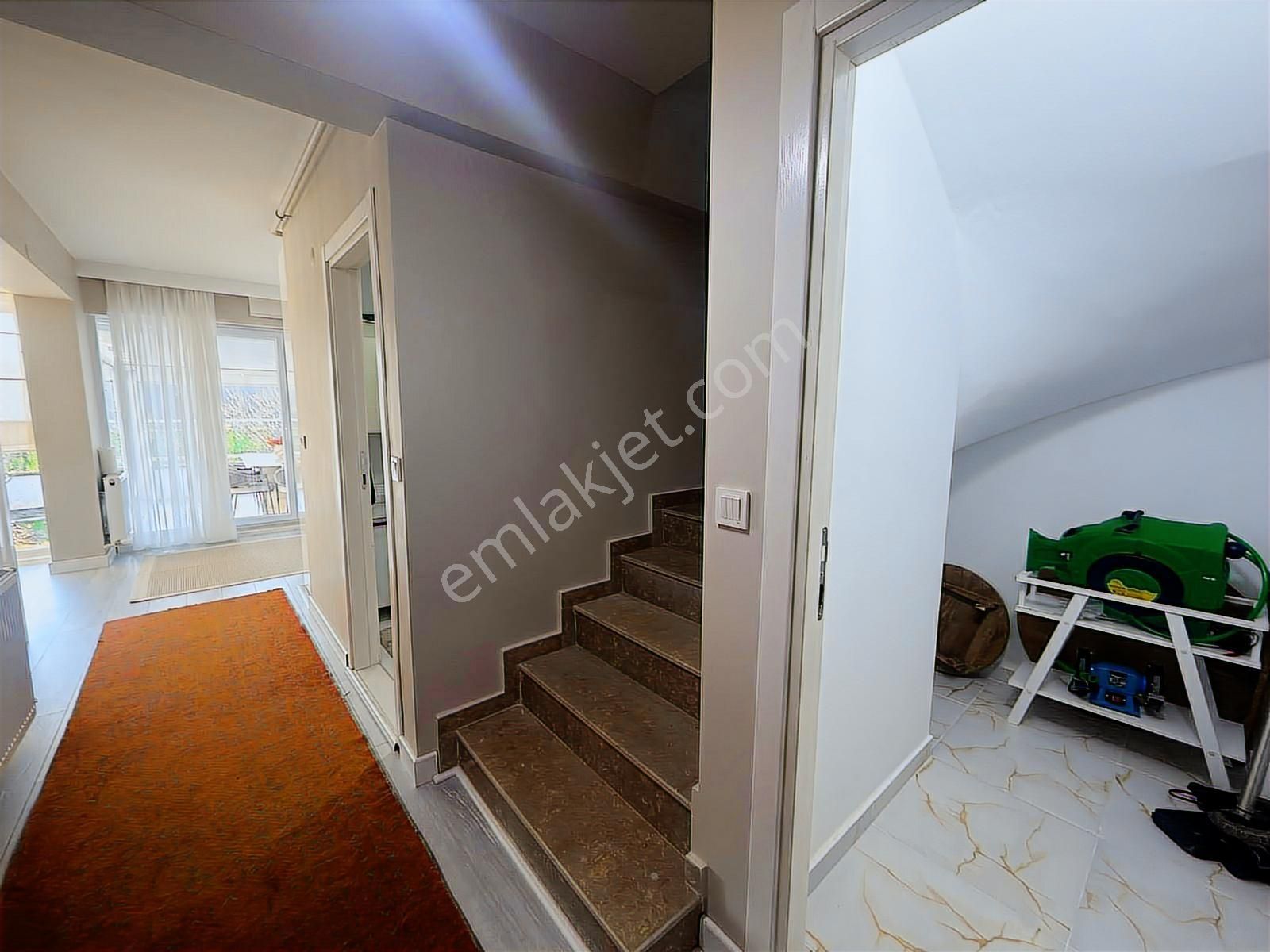 Değerine Değer Katan Bölgede Satılık Villa - Görsel 25