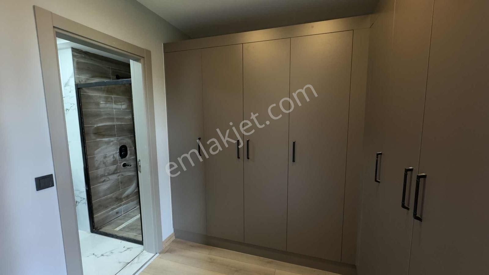 Çerkezköy Tepe Bölgesinde Lüks Kiralık 3+1 Daire - Görsel 7