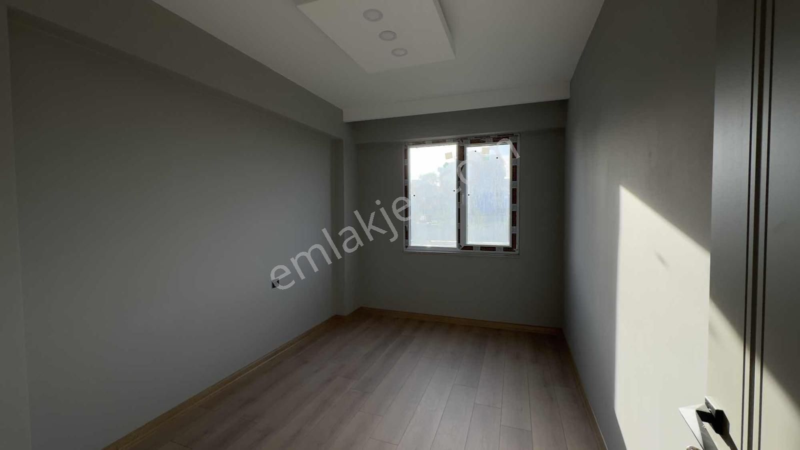 Çerkezköy Tepe Bölgesinde Lüks Kiralık 3+1 Daire - Görsel 2
