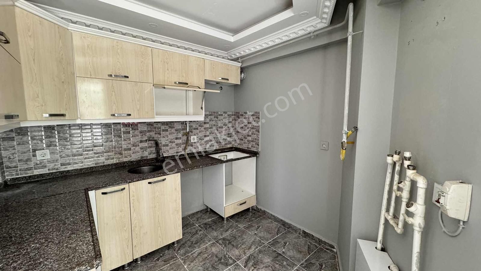 Çerkezköy Tepe Mevkiinde Kiralık 3+1 Daire - Görsel 6