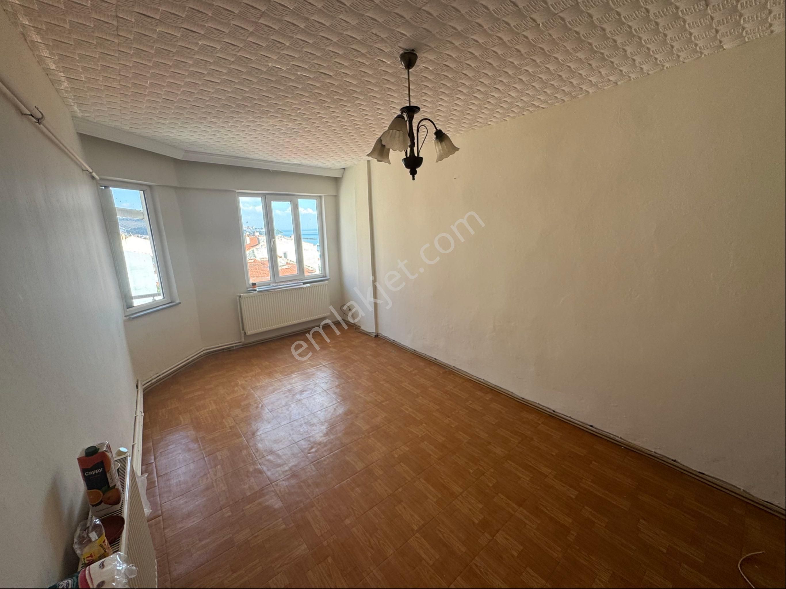 Ak Auto Gayrimenkul'dan Tekirdağ Süleymanpaşa Yavuz Mahallesi Satılık 2+1 Daire - Görsel 15