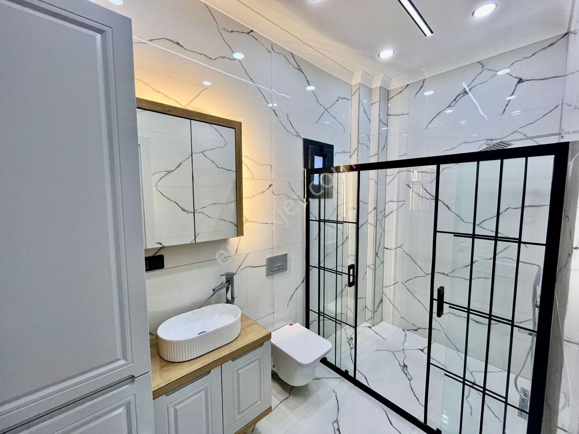 Didim Efeler Mah. 500 M2 Arsa İçinde 5+1 Ful Eşyalı Akıllı Sistemli Jakuzili Tam Müstakil Villamız - Görsel 33