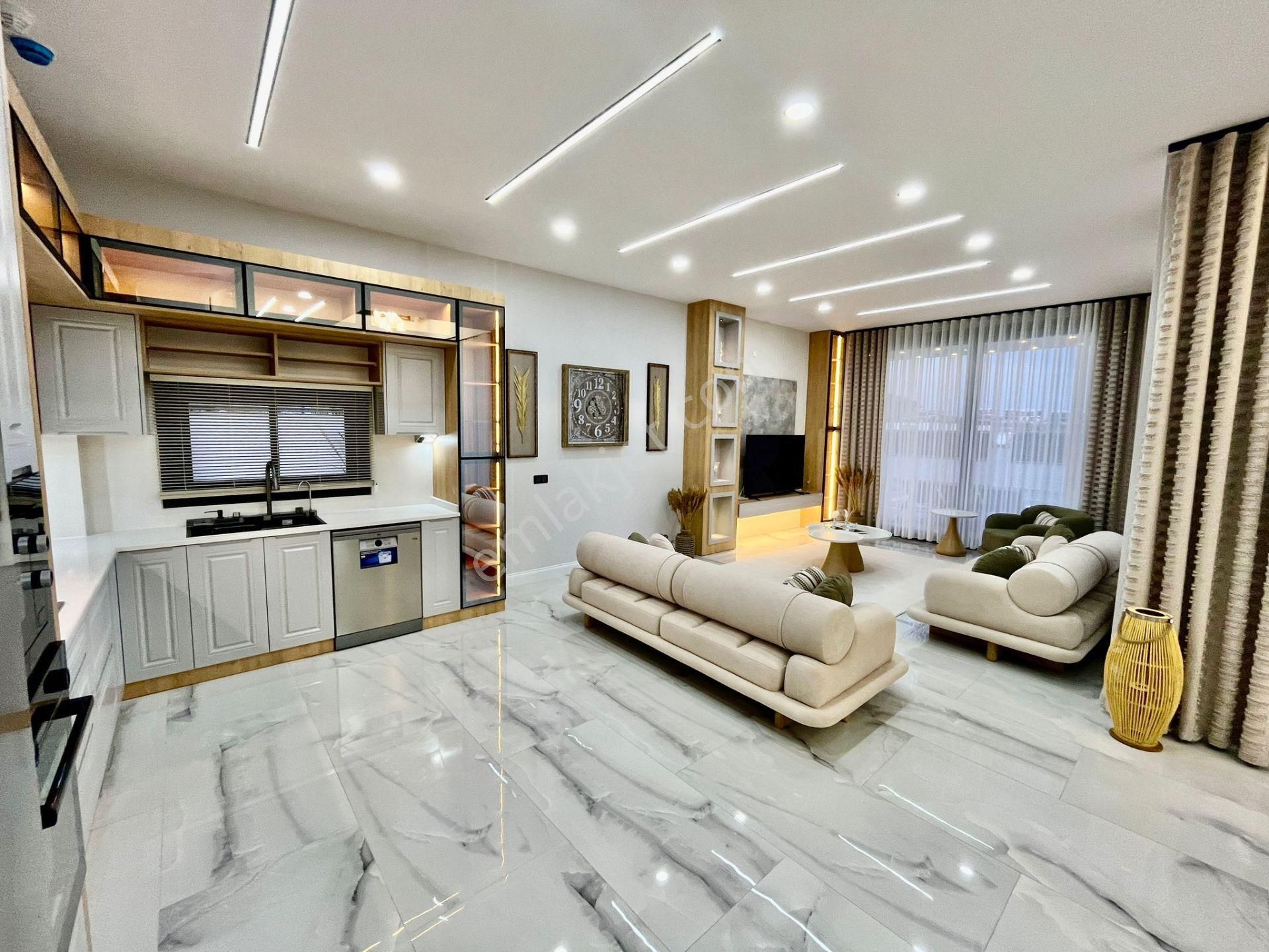 Didim Efeler Mah. 500 M2 Arsa İçinde 5+1 Ful Eşyalı Akıllı Sistemli Jakuzili Tam Müstakil Villamız - Görsel 9