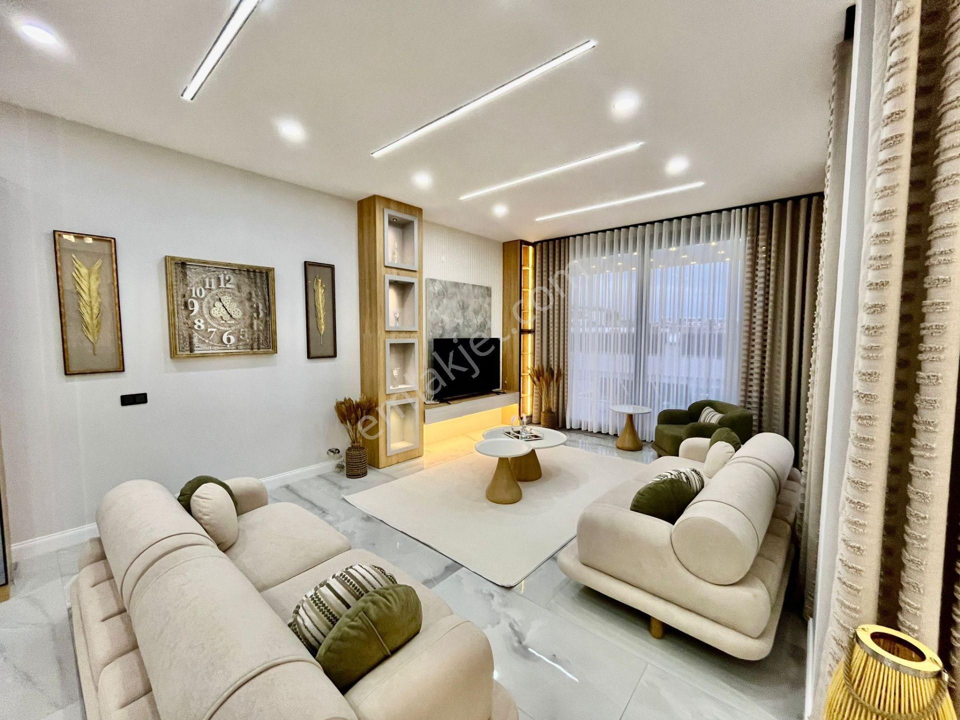 Didim Efeler Mah. 500 M2 Arsa İçinde 5+1 Ful Eşyalı Akıllı Sistemli Jakuzili Tam Müstakil Villamız - Görsel 7