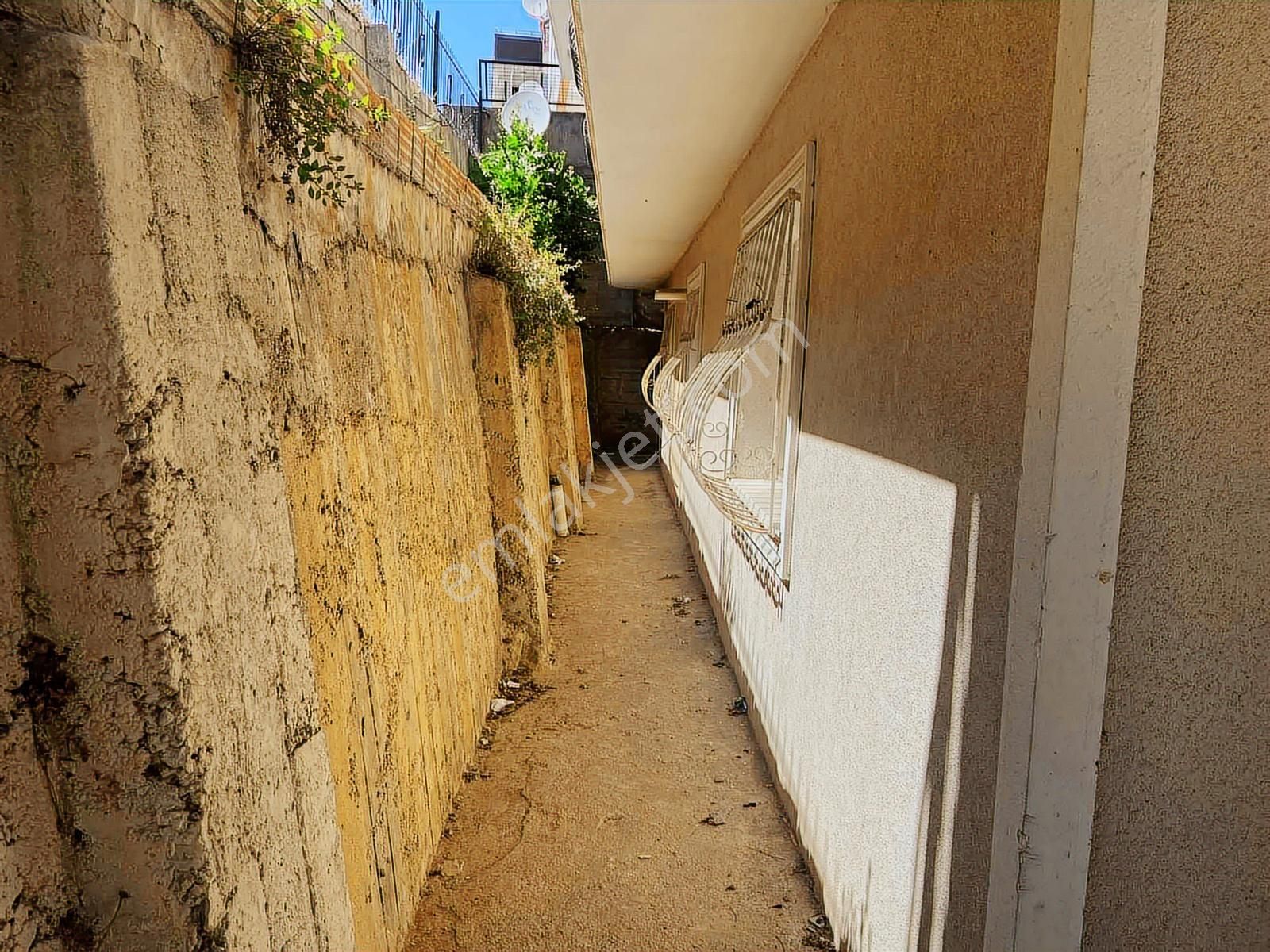 Eles Gayrimenkulden Satılık Ferah Mahallesinde 2+1 Bahçe Katı - Görsel 10