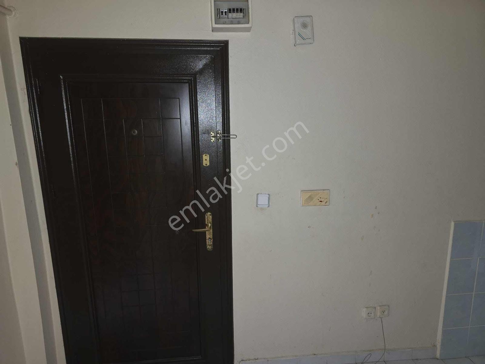 Kiralık Kazdal Caddesinde 2+1 Giriş Kat Daire - Görsel 4