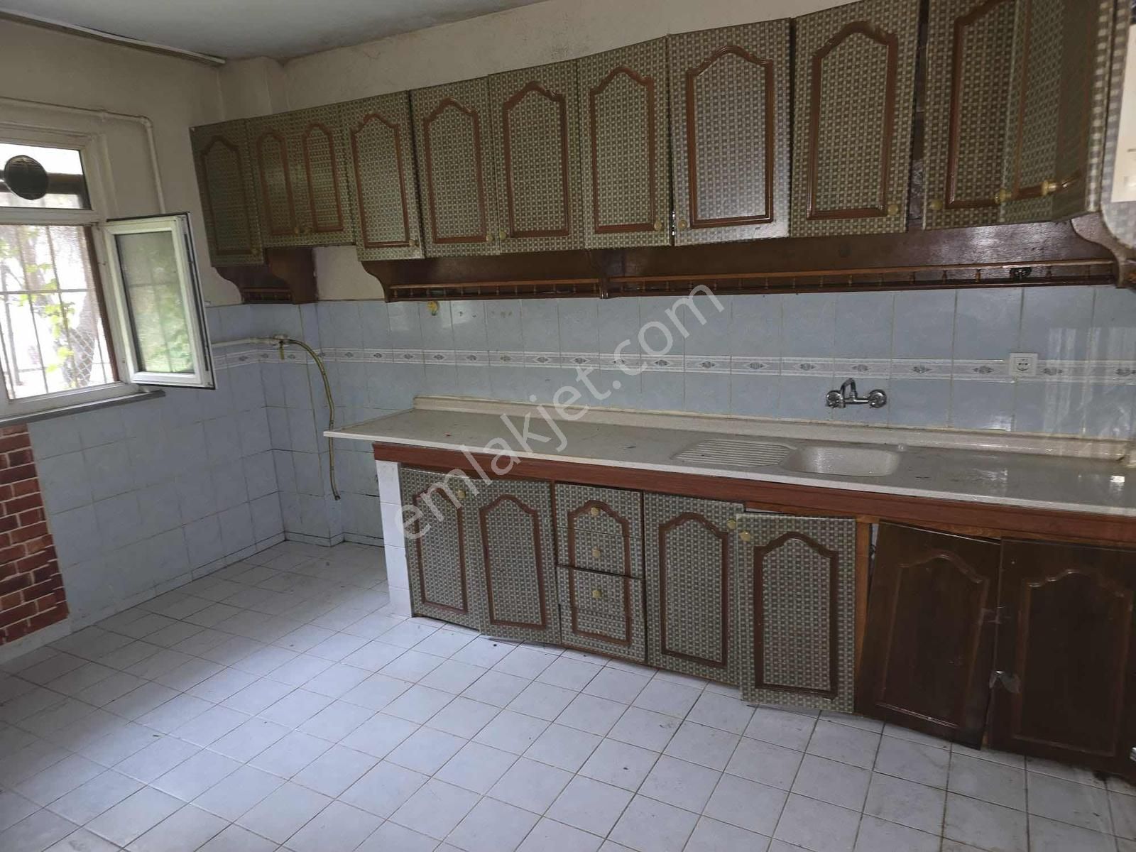 Kiralık Kazdal Caddesinde 2+1 Giriş Kat Daire - Görsel 15