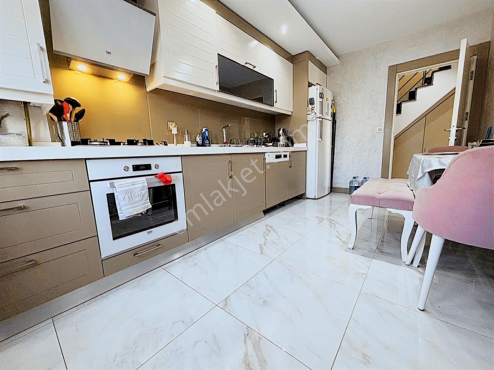 Fatih Mah Golden Park Eşyalı Deniz Manzaralı Kiralık Dubleks - Görsel 8