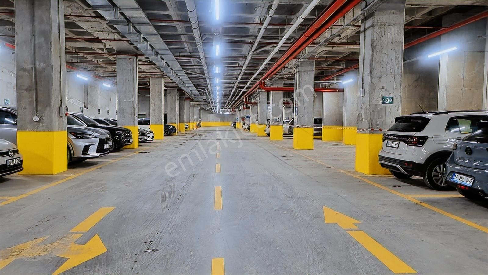 Akzirve Topkapı 29'da 4+1 Kiralık Daire Güvenlik Havuz Otopark - Görsel 3